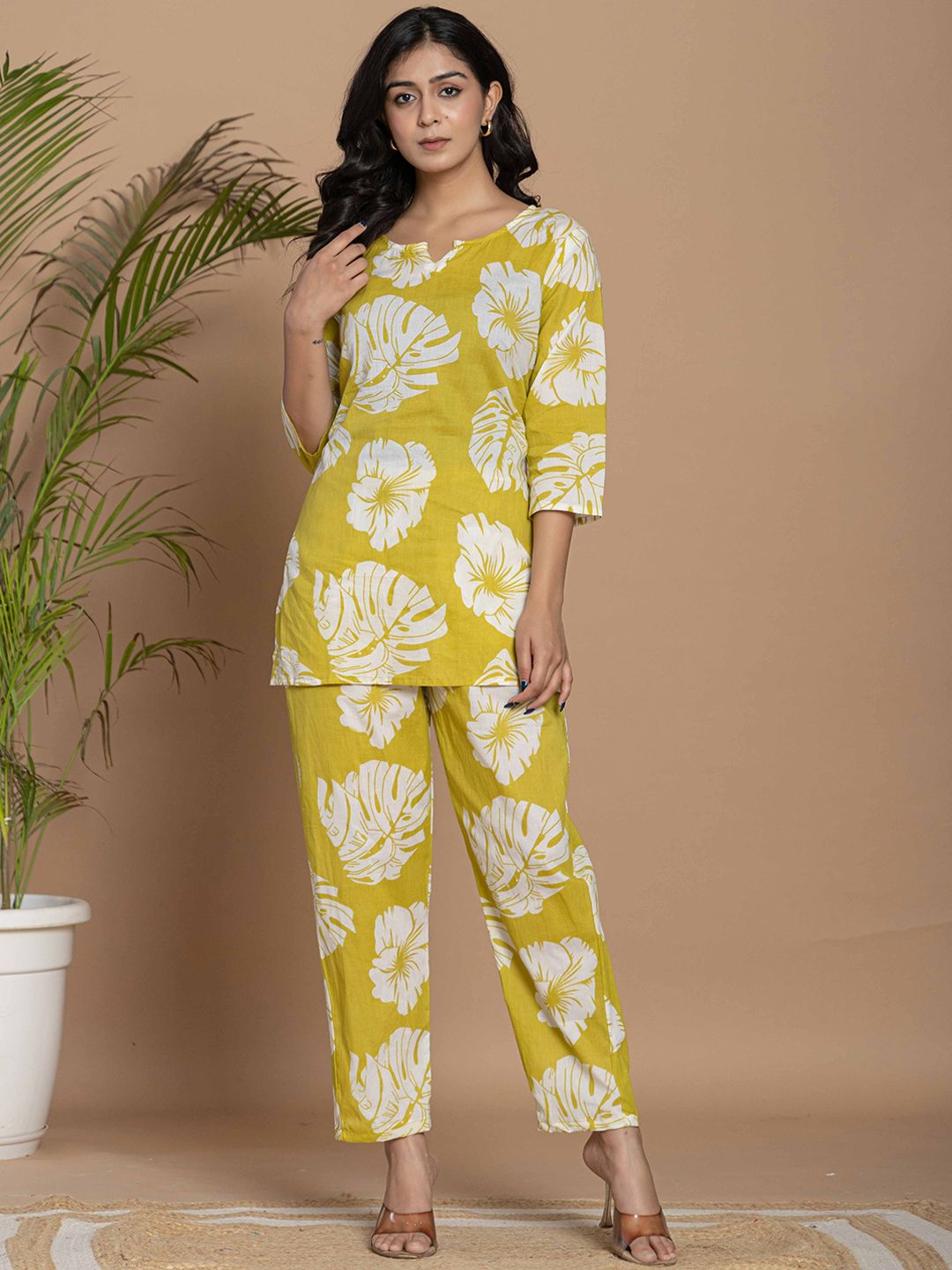 R RANAK CREATION Women Floral Printed Pure Cotton Kurti With Trousers-picture-11