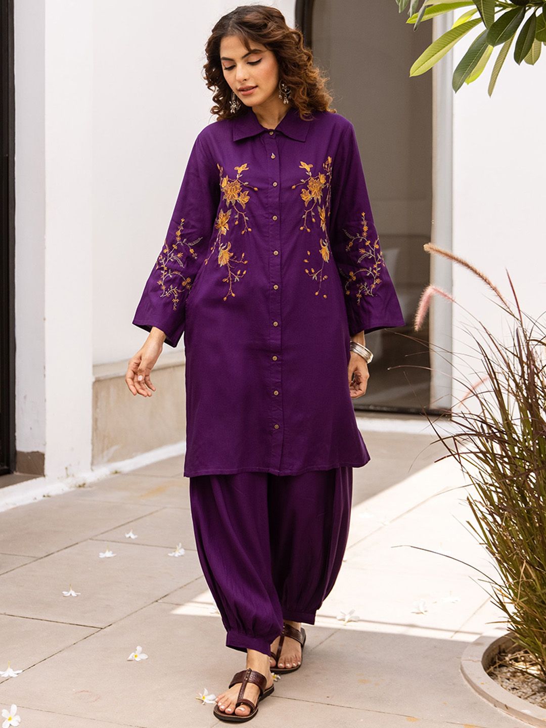 Nehamta Women Floral Embroidered Tunic With Trousers-picture-39