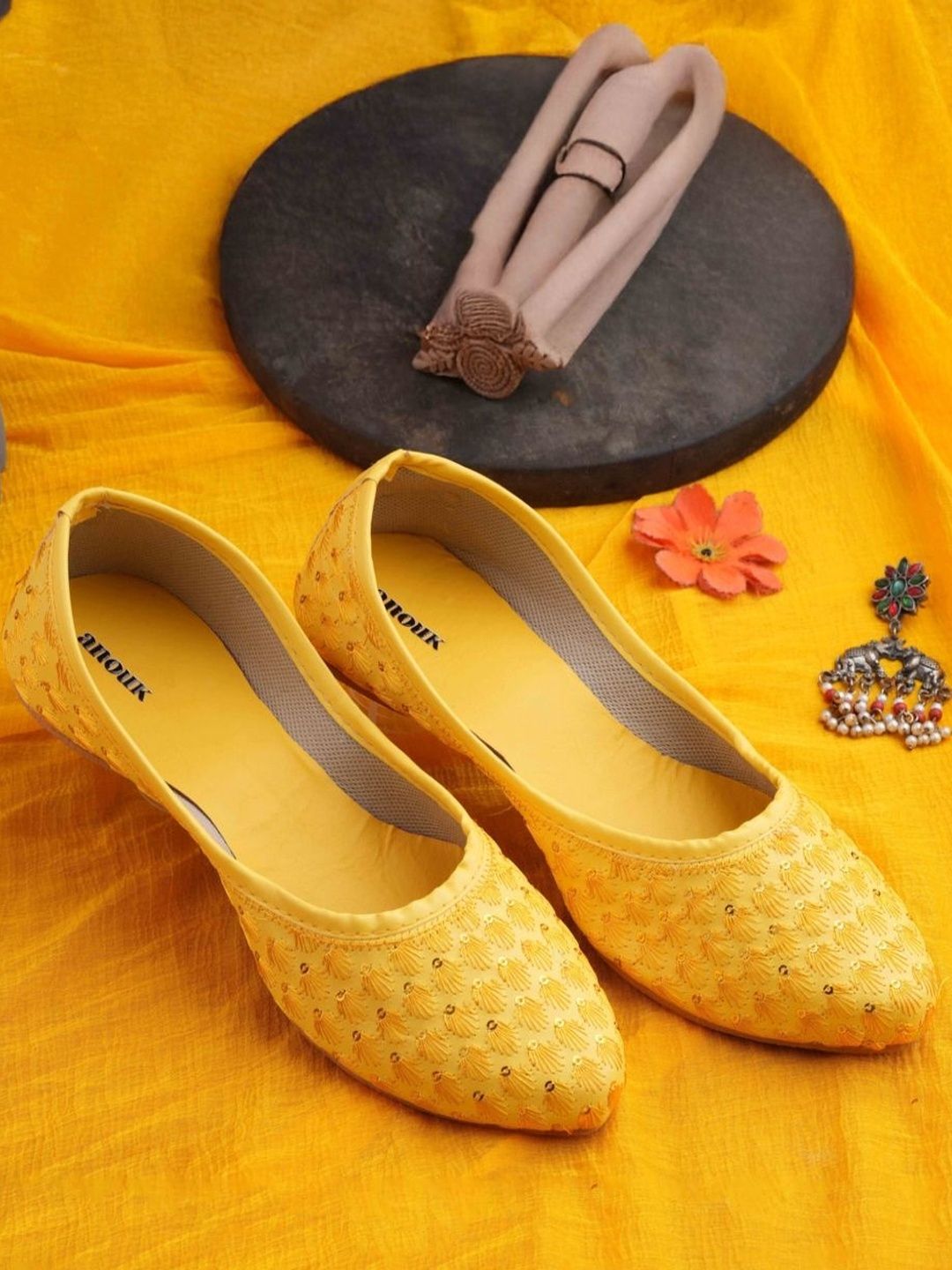 Anouk Women Embellished Mojaris Flats-image-27
