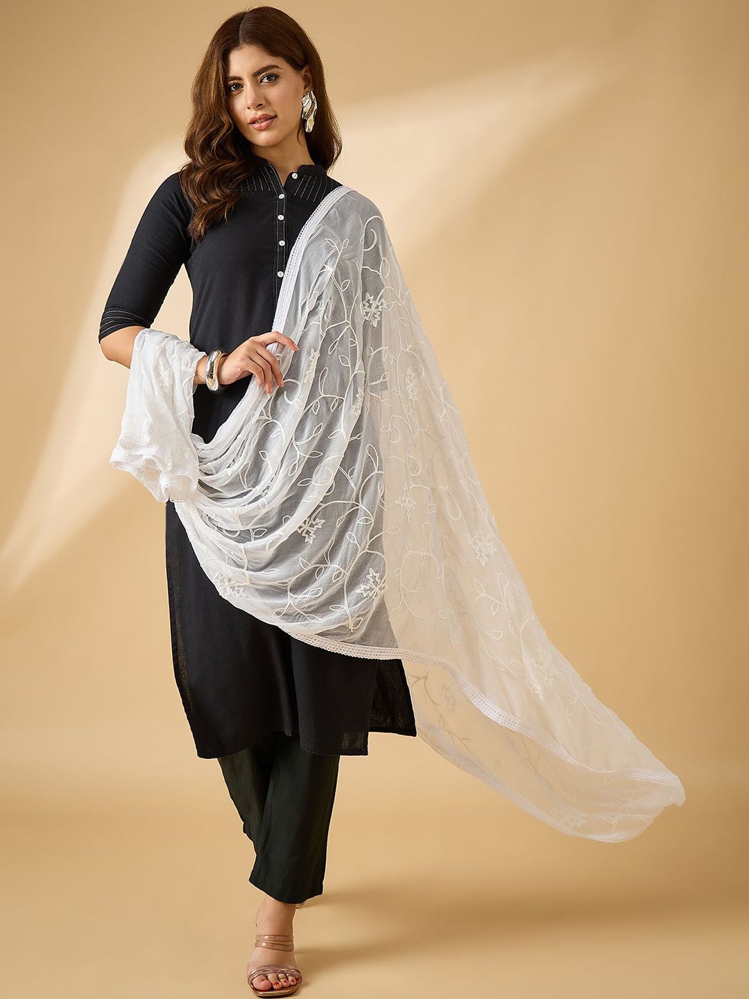 all about you Ethnic Motifs Embroidered Dupatta with Thread Work-picture-13