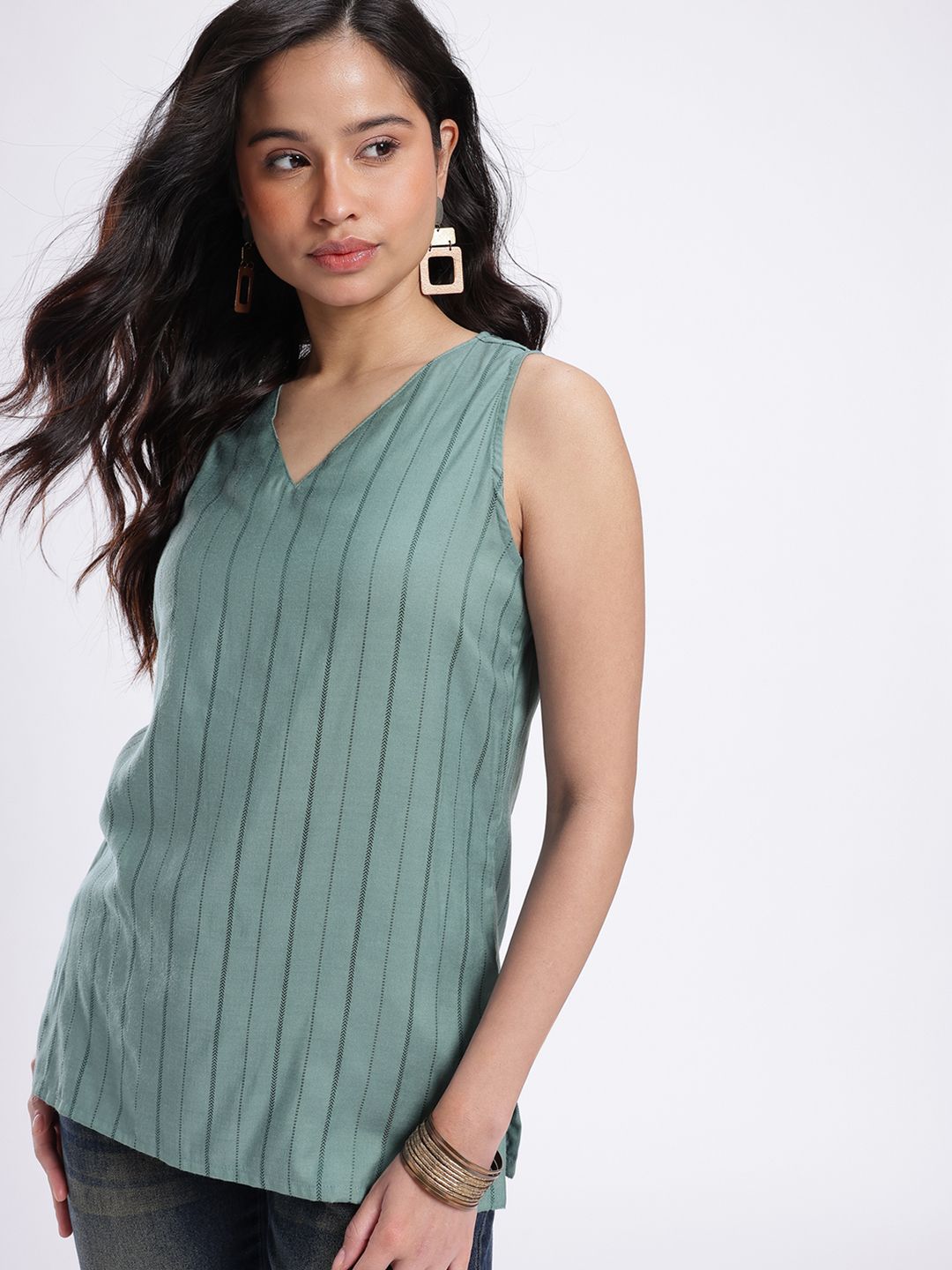 Anouk Rustic Striped V-Neck Straight Kurti-picture-31
