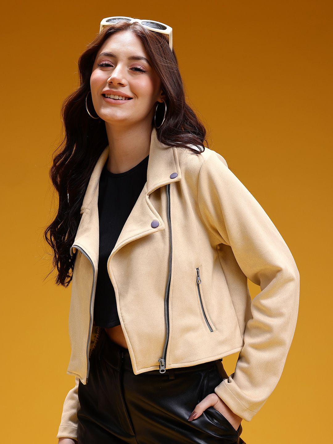 HERE&NOW Velvet Lapel Collar Crop Tailored Jacket-picture-14