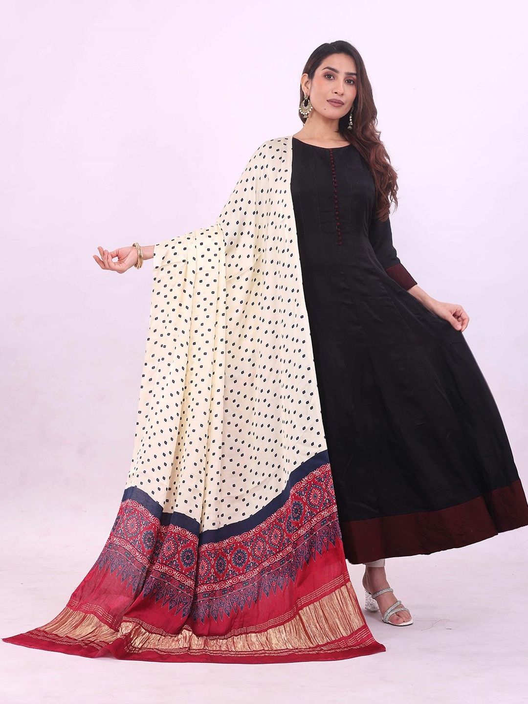 Desibutik Women Blue & Beige Polka Dot Printed Gaji Silk Ethnic Dupatta-picture-22