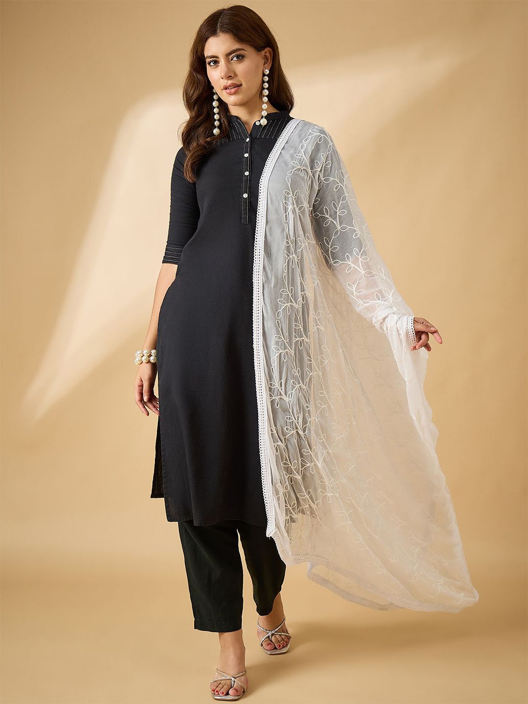 all about you Floral Embroidered Chiffon Dupatta With Thread Work-picture-35