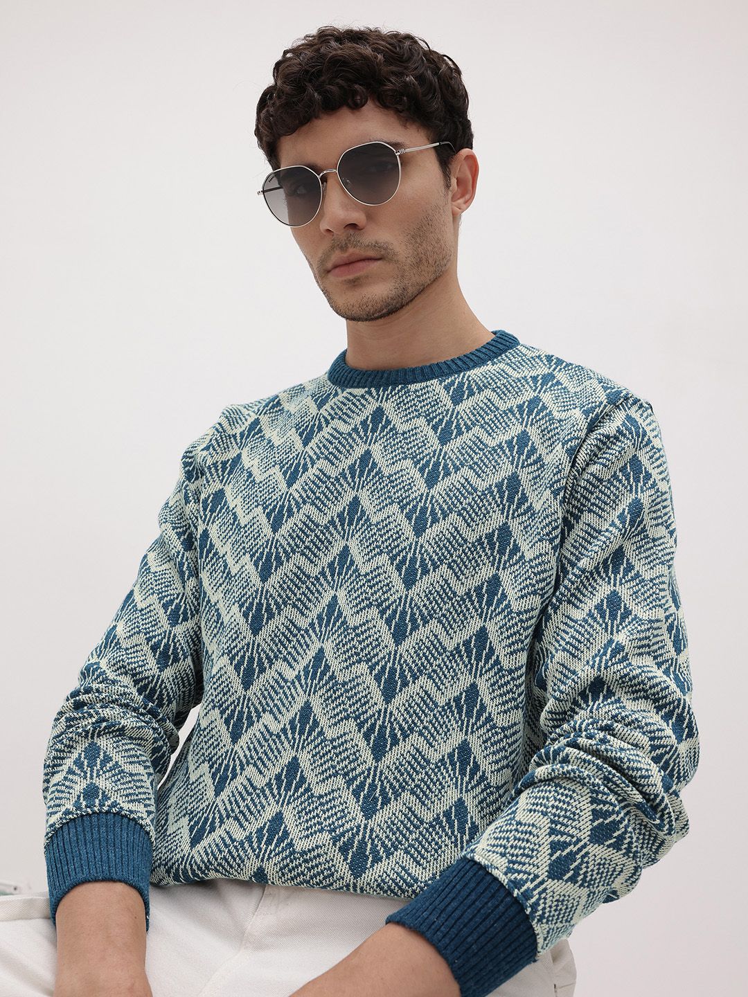 The Roadster Life Co. Geometric Self Design Pullover-picture-26