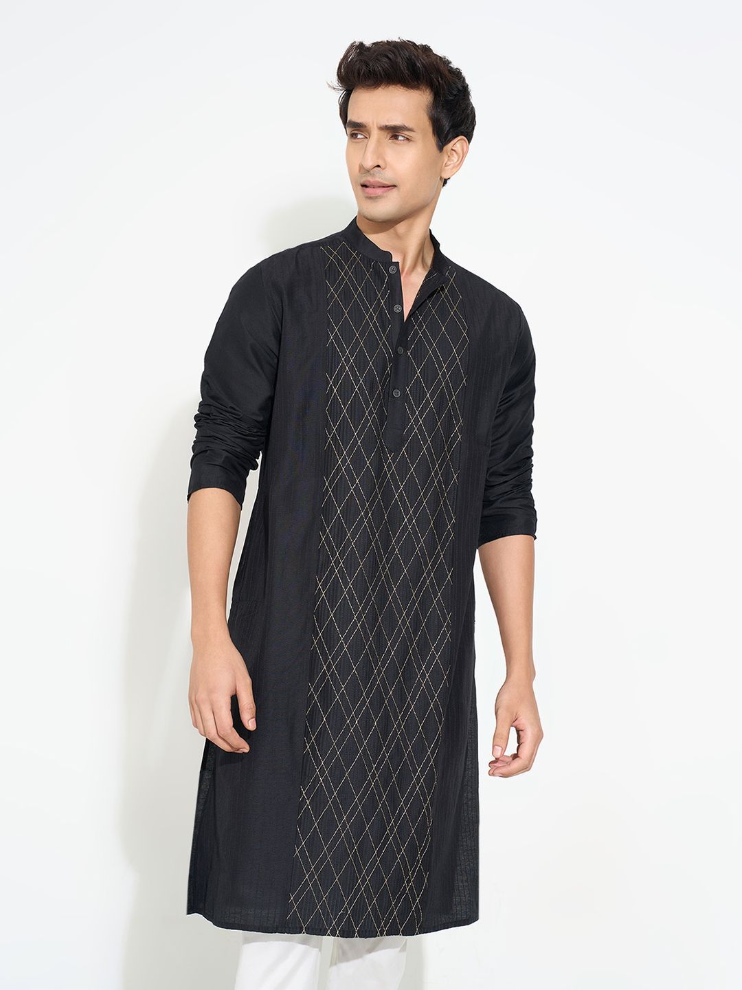 indus route by Pantaloons Geometric Sequinned Mandarin Collar Straight Kurta-picture-28