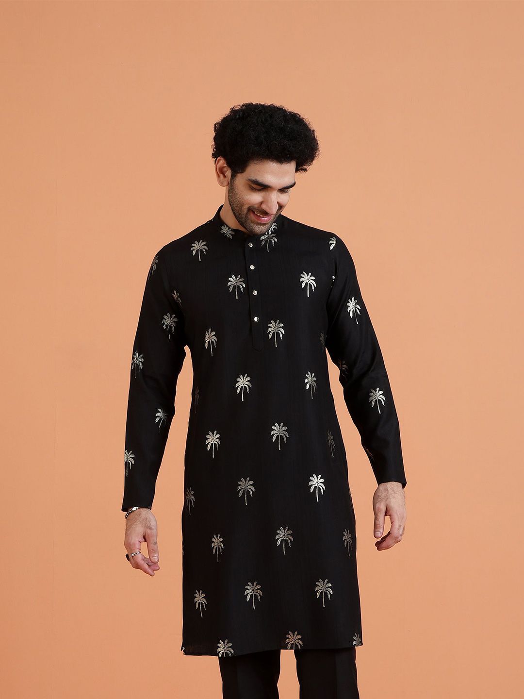 KISAH Floral Printed Mandarin Collar Straight Kurta-picture-10
