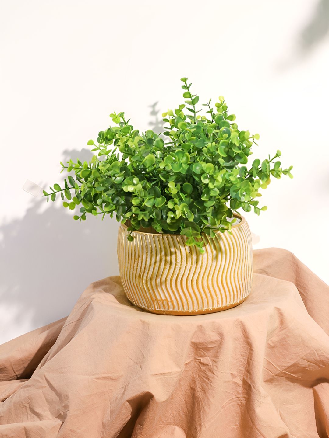Art Street White & Yellow Wave Pattern Planters-picture-41