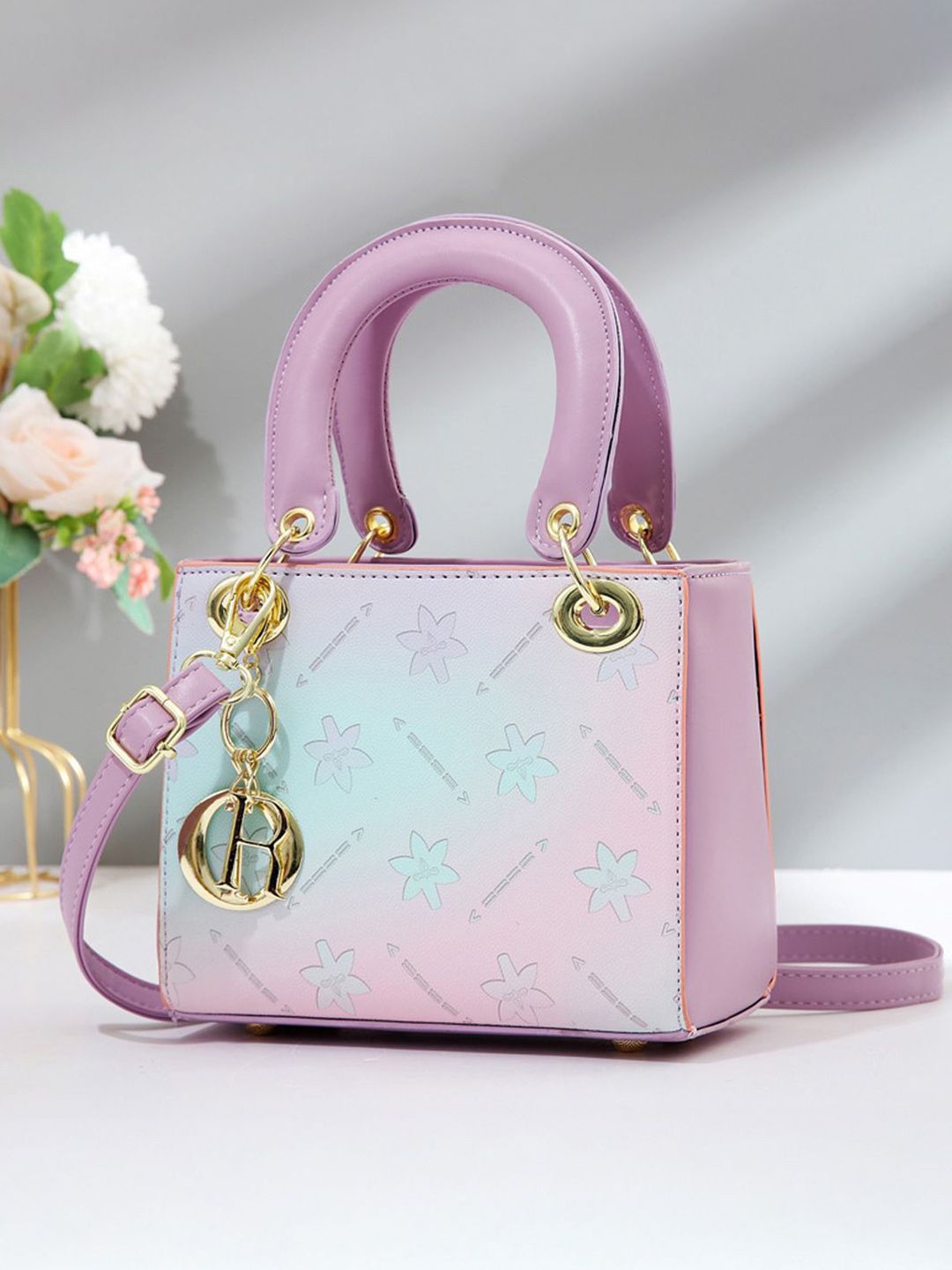 StyleCast Women Textured Handheld Bag-picture-22