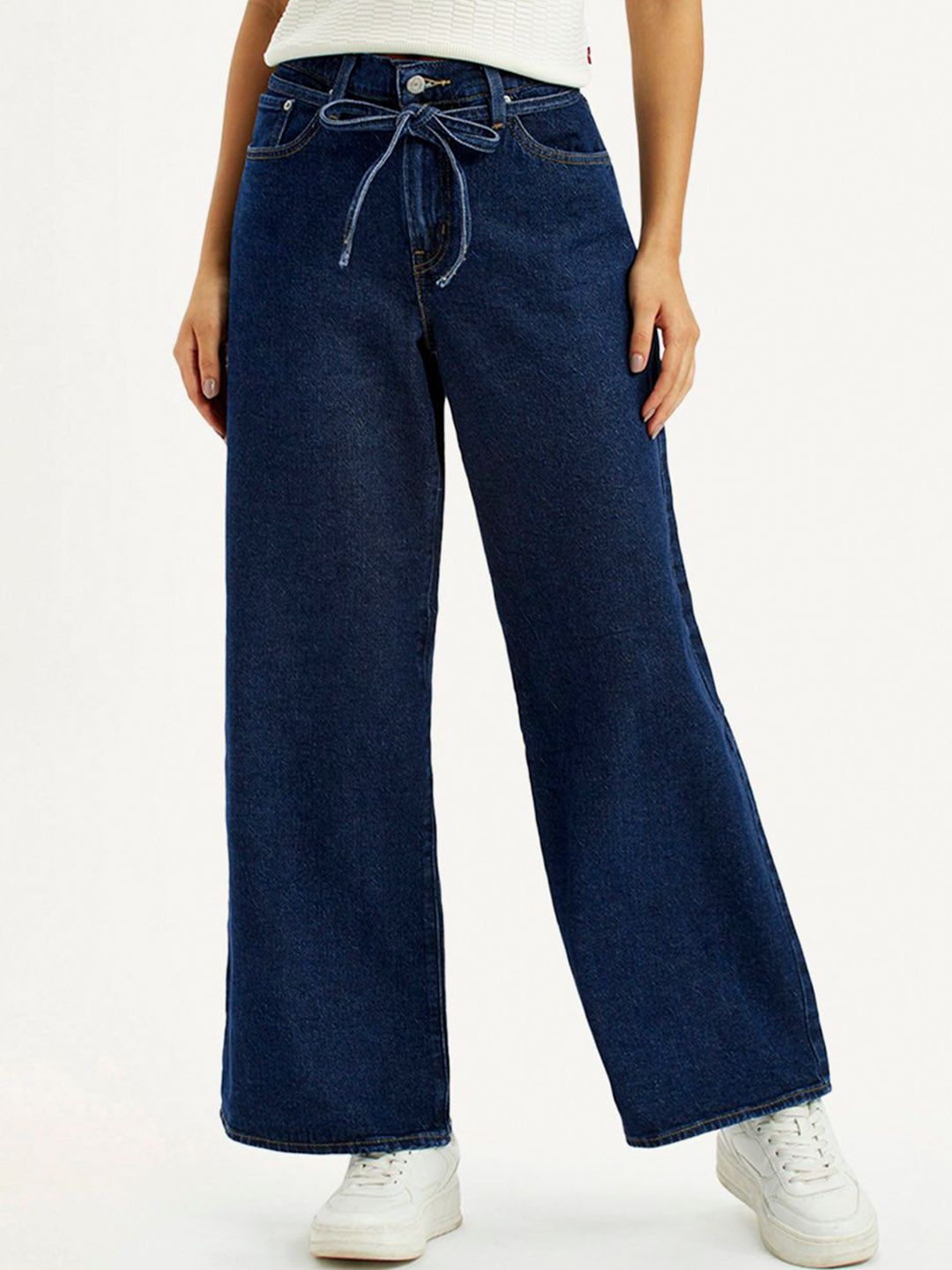 Levis Women Classic Straight Fit Mid-Rise Jeans-picture-26