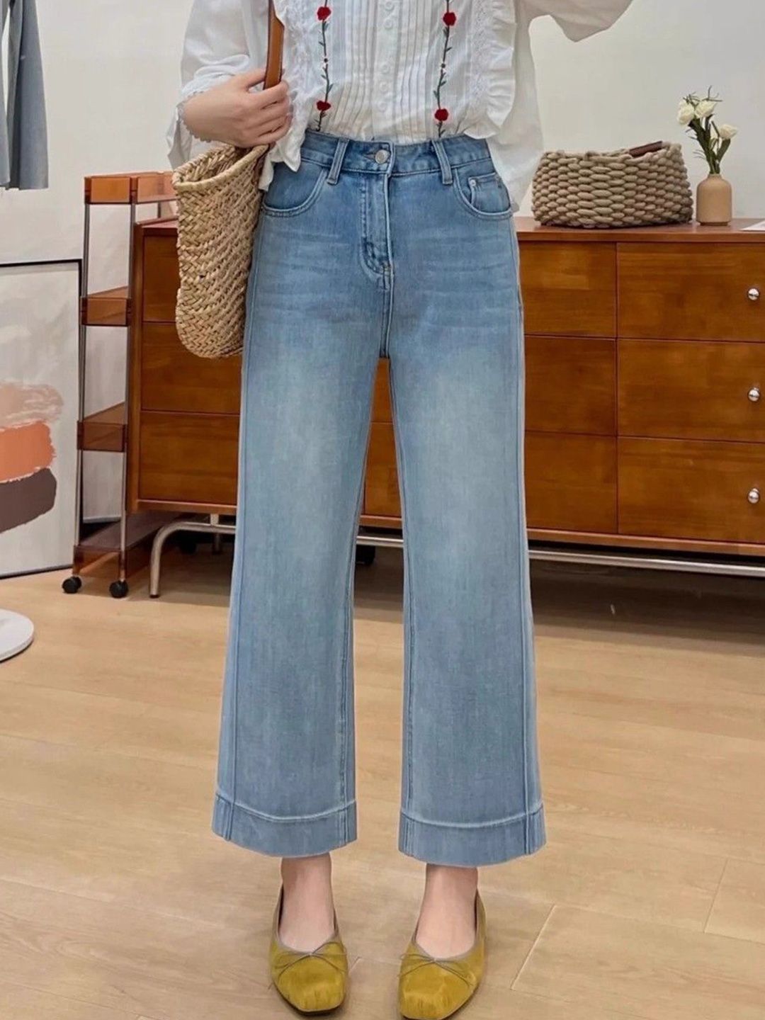 StyleCast Women Regular Fit High-Rise Heavy Fade Cotton Jeans-picture-11