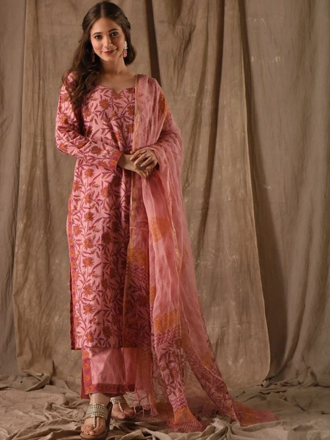 Lilots Women Floral Printed Regular Linen Kurta with Trousers & Dupatta-picture-32