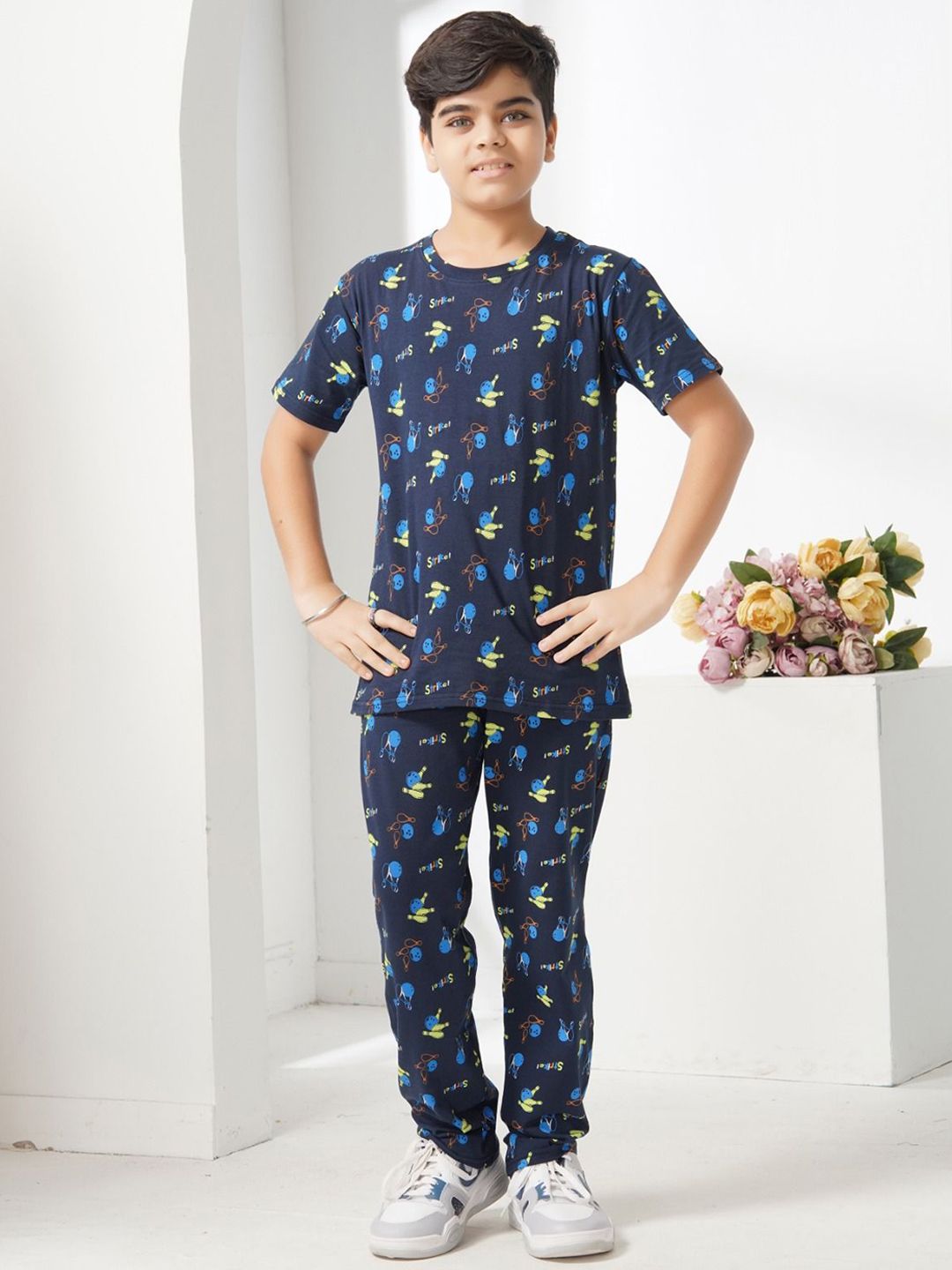 Ninos Dreams Boys Coversational Printed Pure Cotton Short Sleeve Night Suit-picture-15