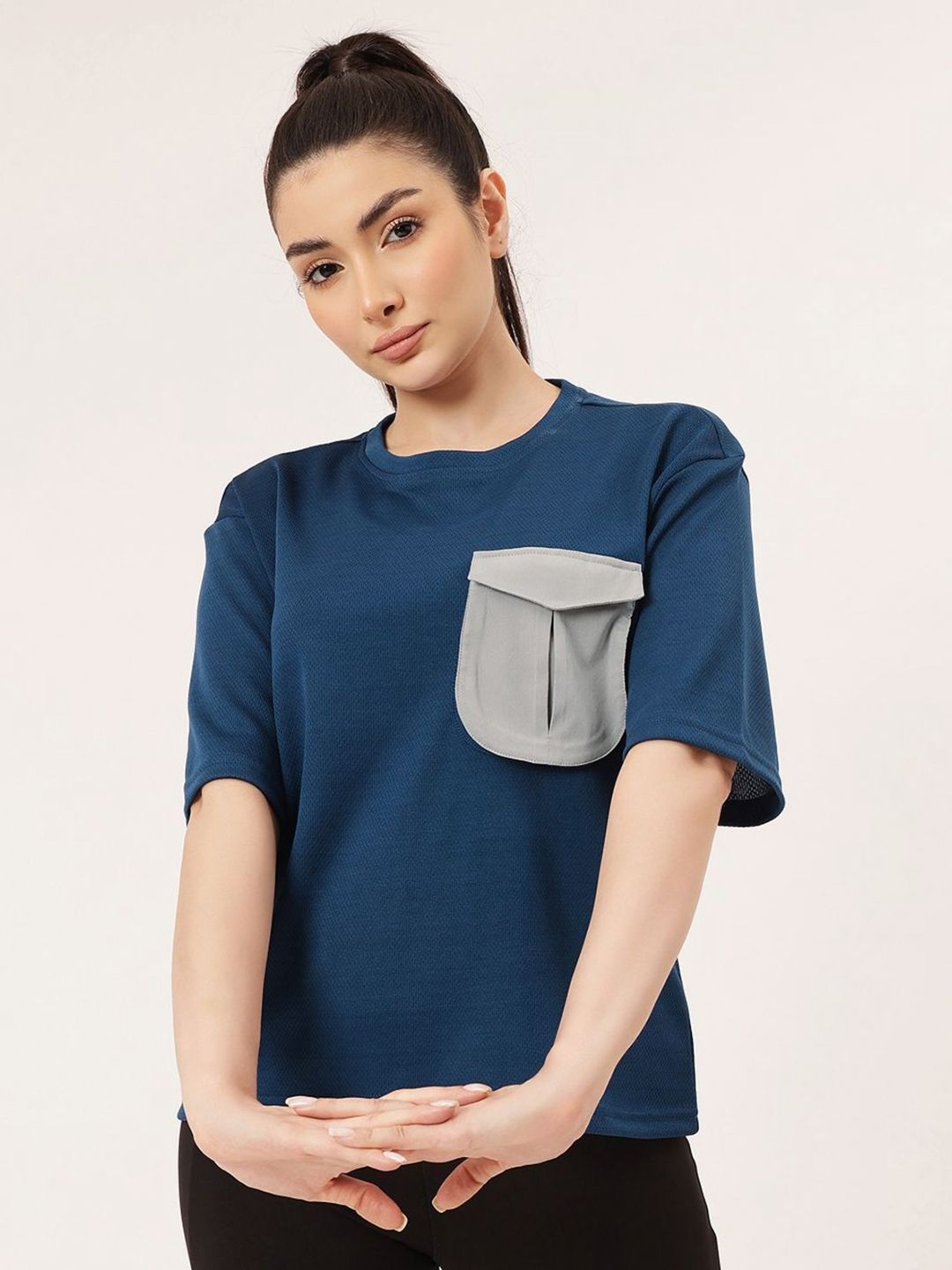 Clovia Women Solid Round Neck T-shirt-picture-34