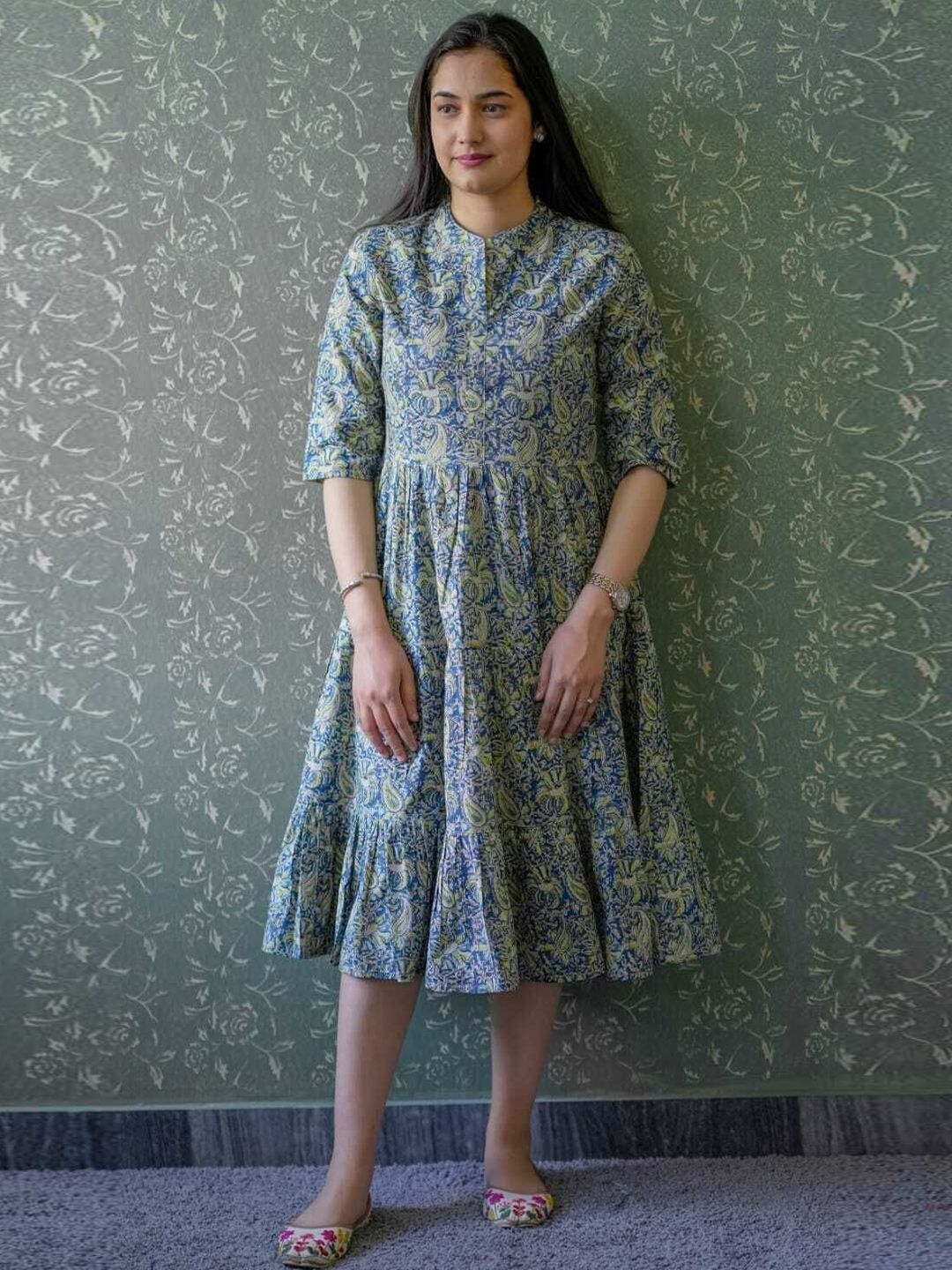 SHRIZA Women Floral Print Fit And Flare Midi Dress-picture-18