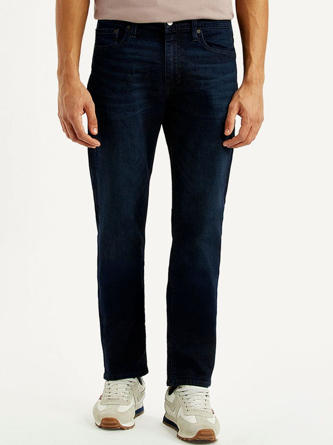 Levis Men Classic Straight Fit Mid-Rise Whiskers and Chevrons Stretchable Jeans-picture-35