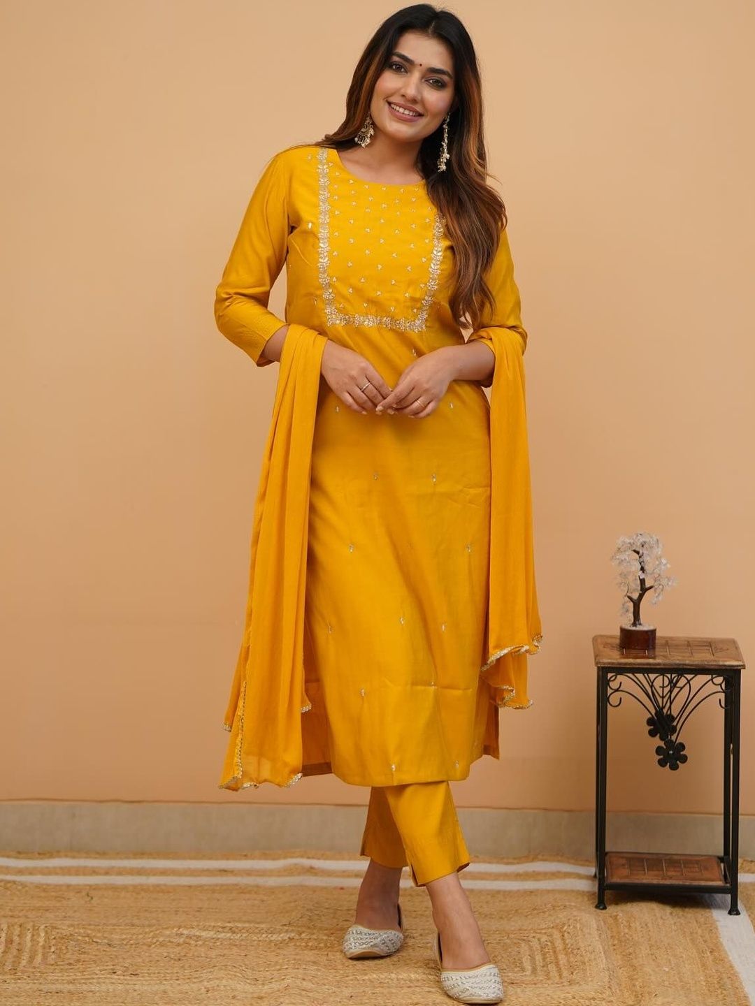 AG TEXTILE Women Embroidered Round Neck Kurta With Trouser & Dupatta-image-0