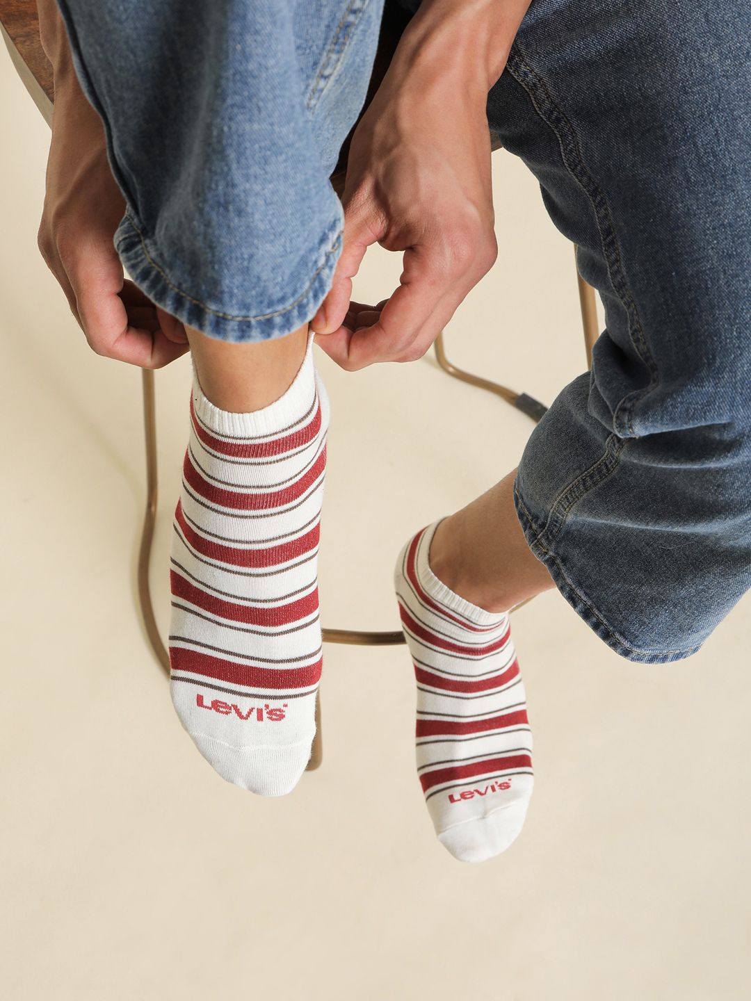 Levis Men Pack Of 3 Patterned Cotton Stretch Ankle Length Socks With Cushioned Sole-image-30