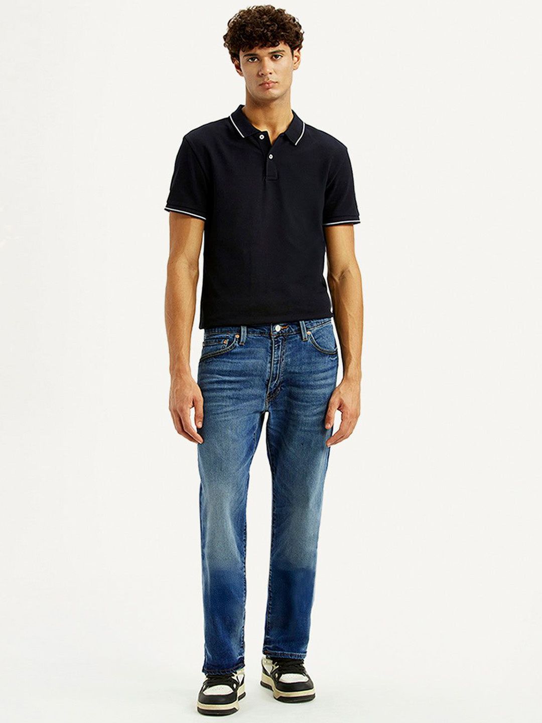 Levis Men Classic Relaxed Fit Mid-Rise Light Fade Stretchable Jeans-picture-33