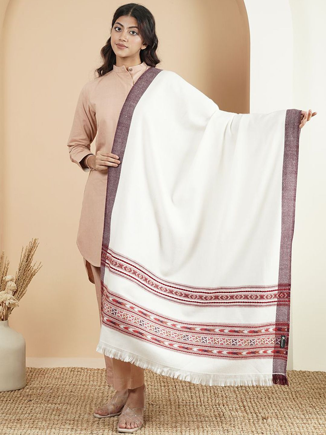 Zamour Women Woven Design Shawl with Kullu Border-picture-37