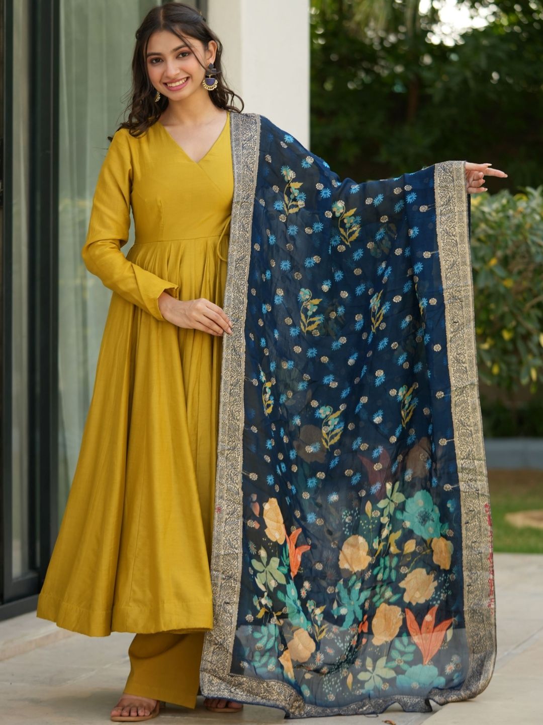 J.KANJI Women Floral Printed Anarkali Kurta with Palazzo & Dupatta-picture-37