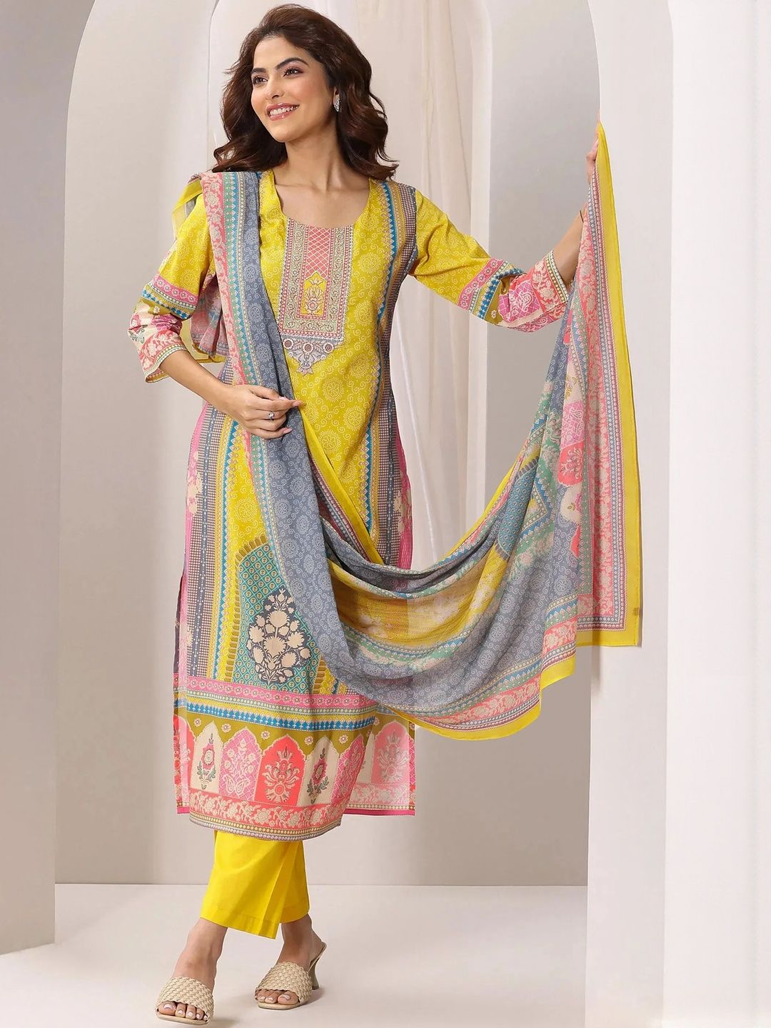 AG TEXTILE Women Ethnic Motifs Printed Regular Kurta with Palazzos & Dupatta-image-43