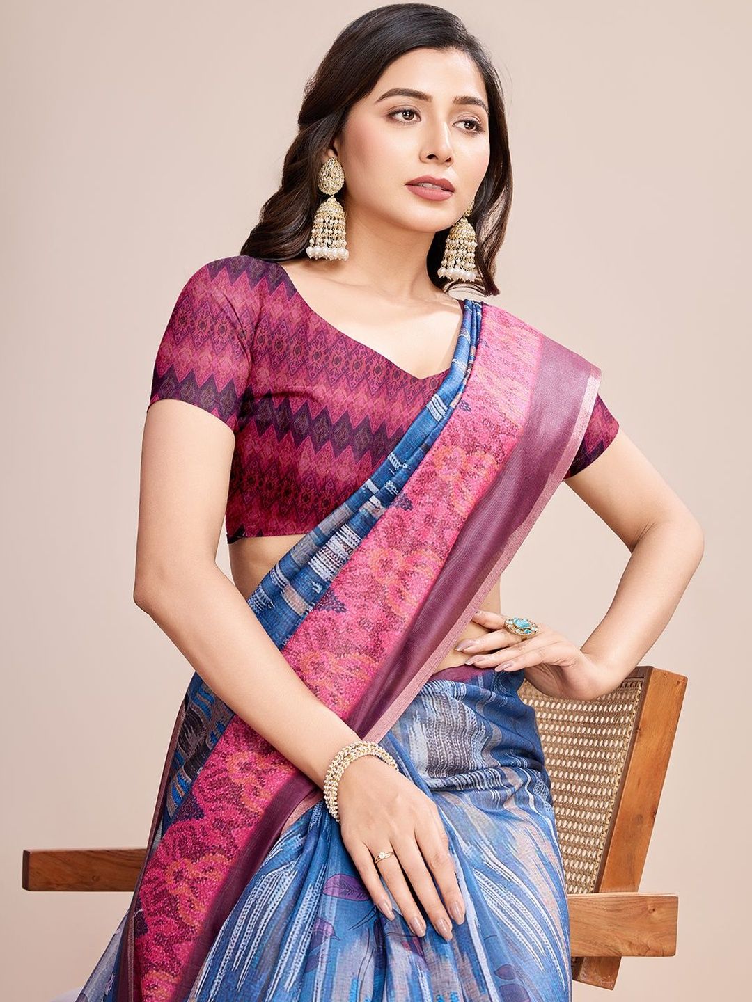 NIWAA Ethnic Motifs Zari Pure Linen Saree-picture-29