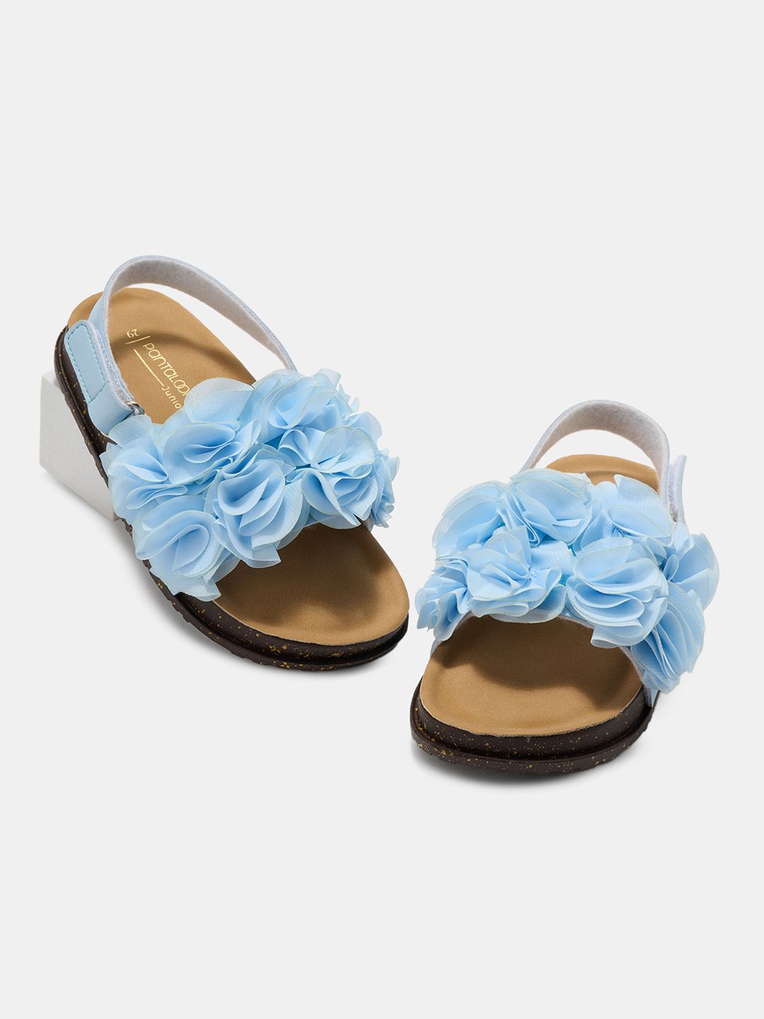 Pantaloons Junior Girls Solid Backstrap Open Toe Flats-picture-10