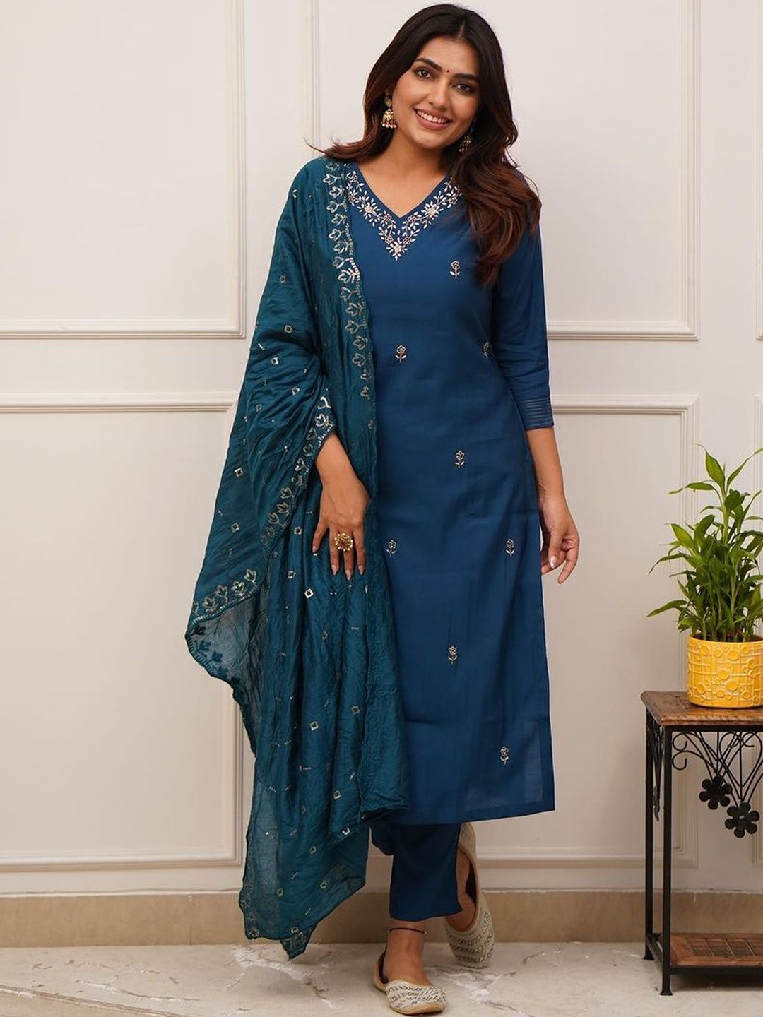 Brand Hill Women Ethnic Motifs Embroidered Sequinned Kurta with Trousers & Dupatta-picture-22