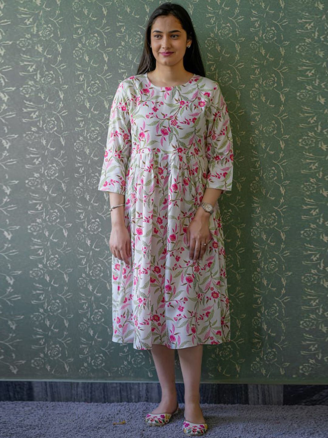 SHRIZA Women Floral Printed A-Line Midi Dress-picture-15