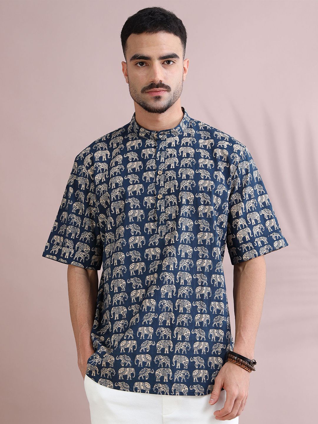 FILORI STUDIO Animal Printed Mandarin Collar Cotton Straight Kurta-picture-21
