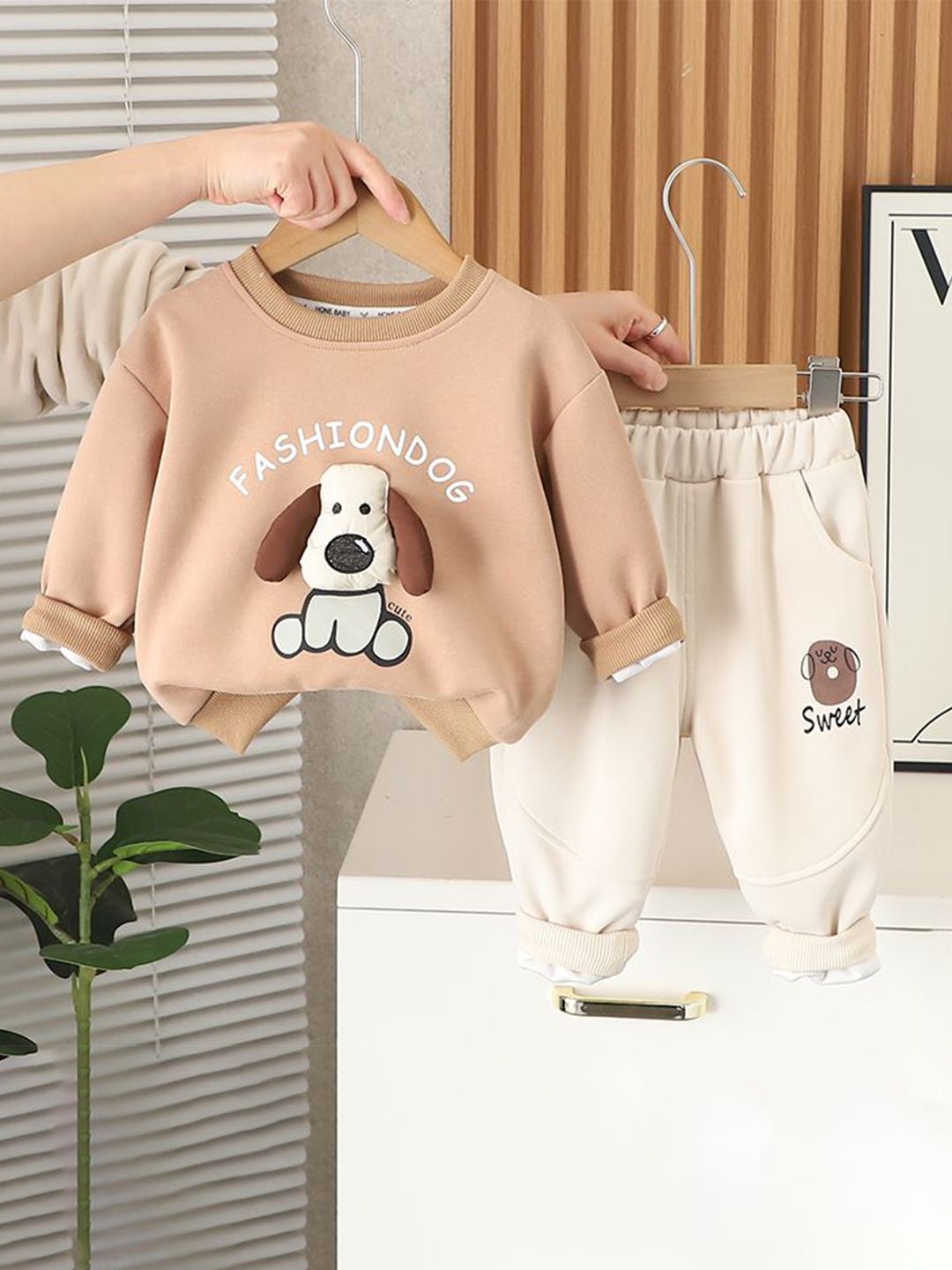 StyleCast x Revolte Boys Printed T-shirt and Trouser Clothing Set-picture-53