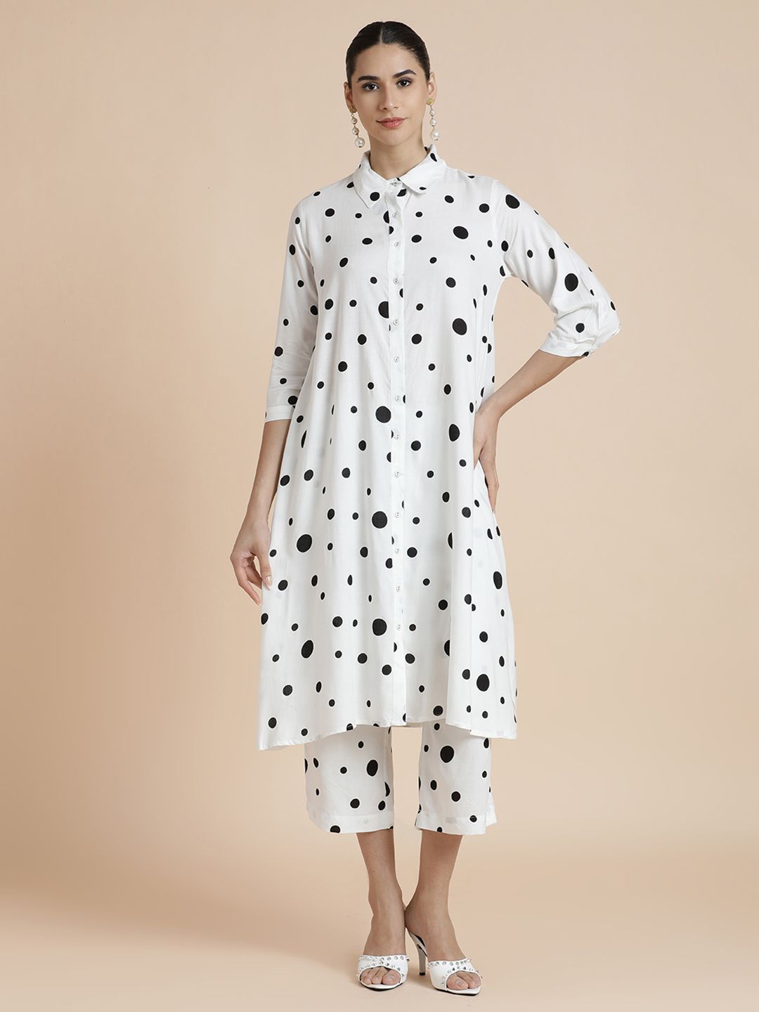 BLACK & BLAH BLAH Geometric Printed Shirt Collar Straight Kurta With Trousers-picture-10