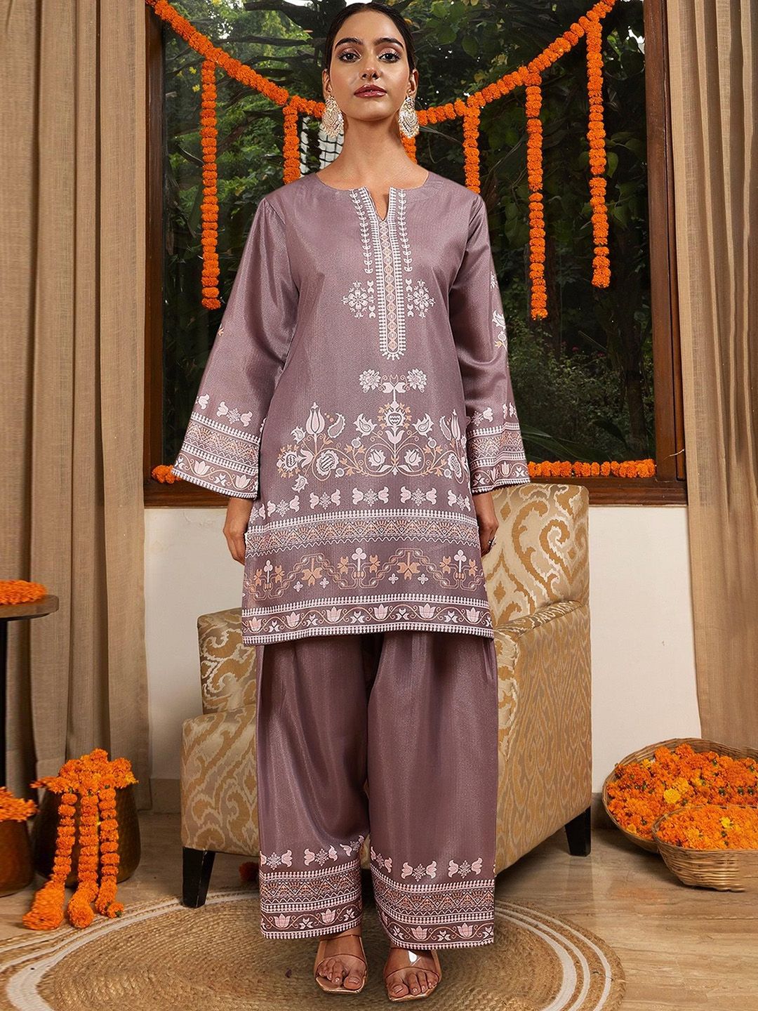 HOUSE OF KARI Lawn Cotton Shimmer Printed Co-Ords-picture-19