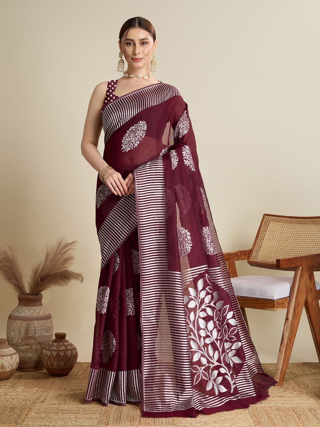 NIWAA Ethnic Motifs Zari Silk Blend Saree-picture-13