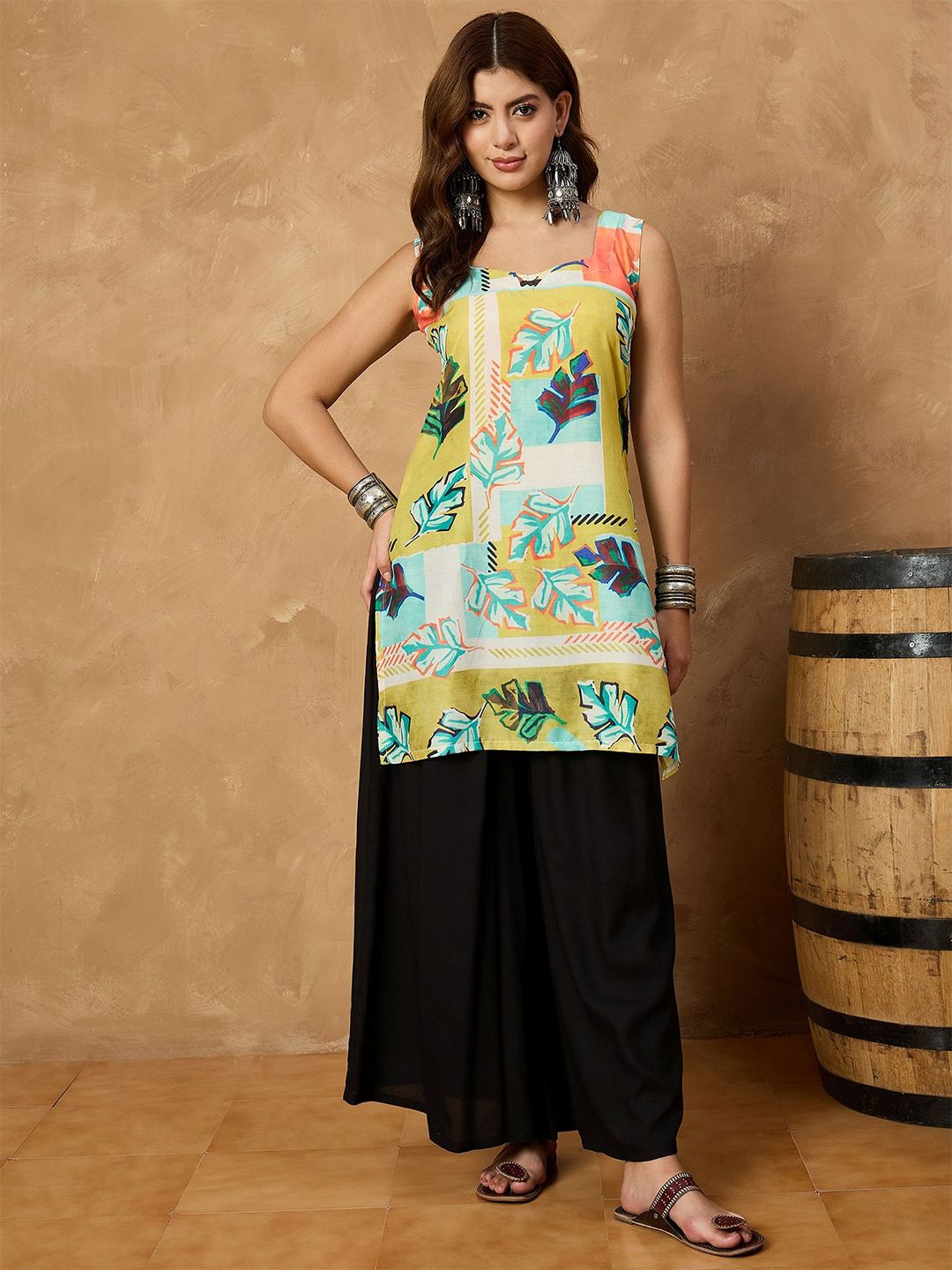 InWeave Floral Printed Sweetheart Neck Thread Work Straight Kurta-picture-21