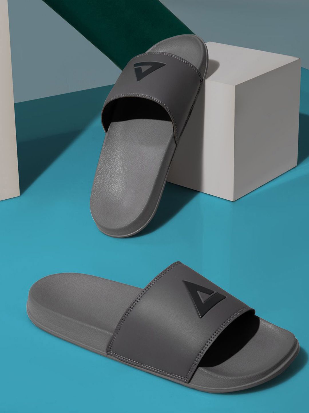 ARVAN Men Solid Casual Sliders-picture-12