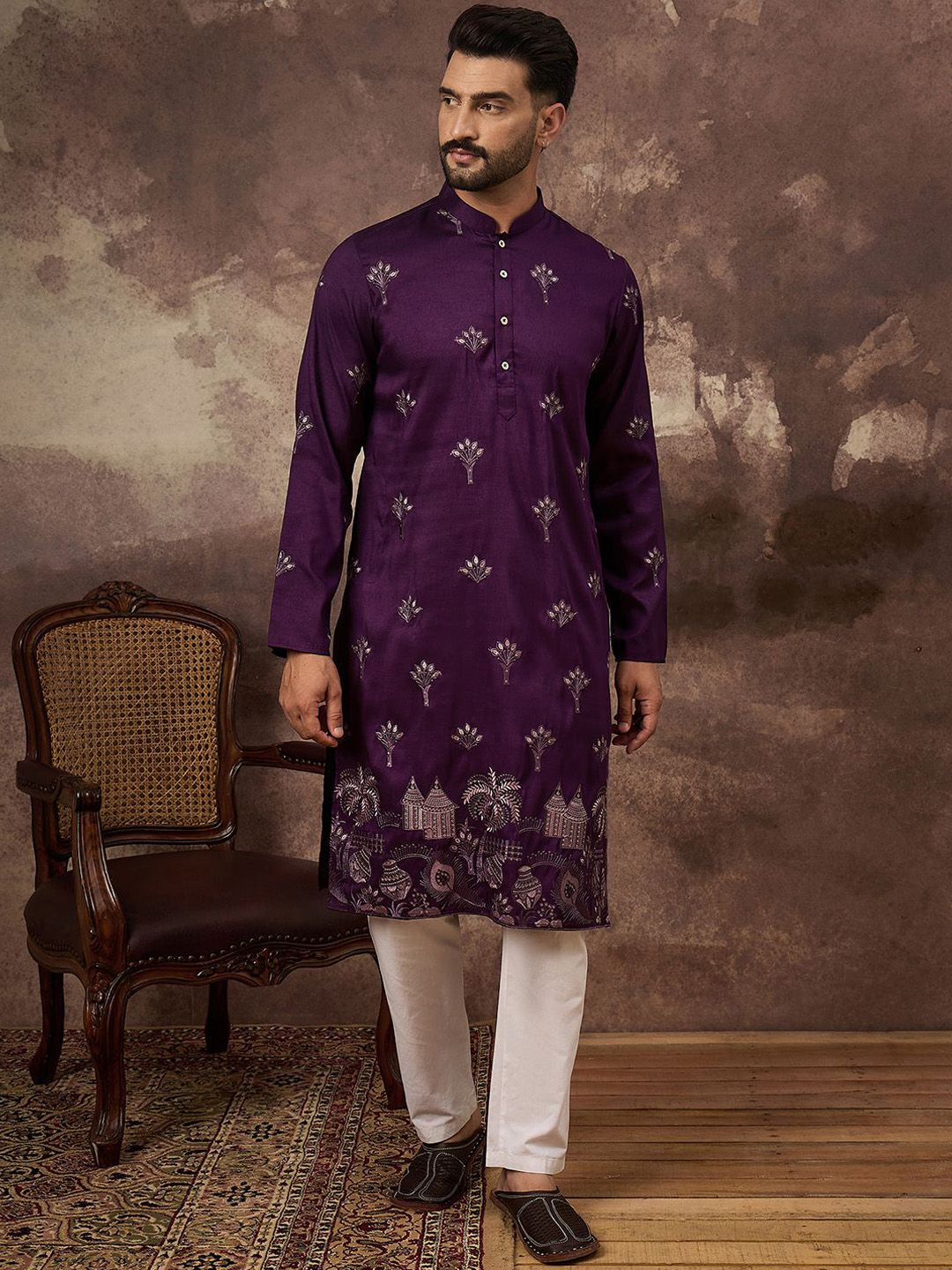 House of Pataudi Floral Embroidered Sequinned Mandarin Collar Straight Kurta-picture-51