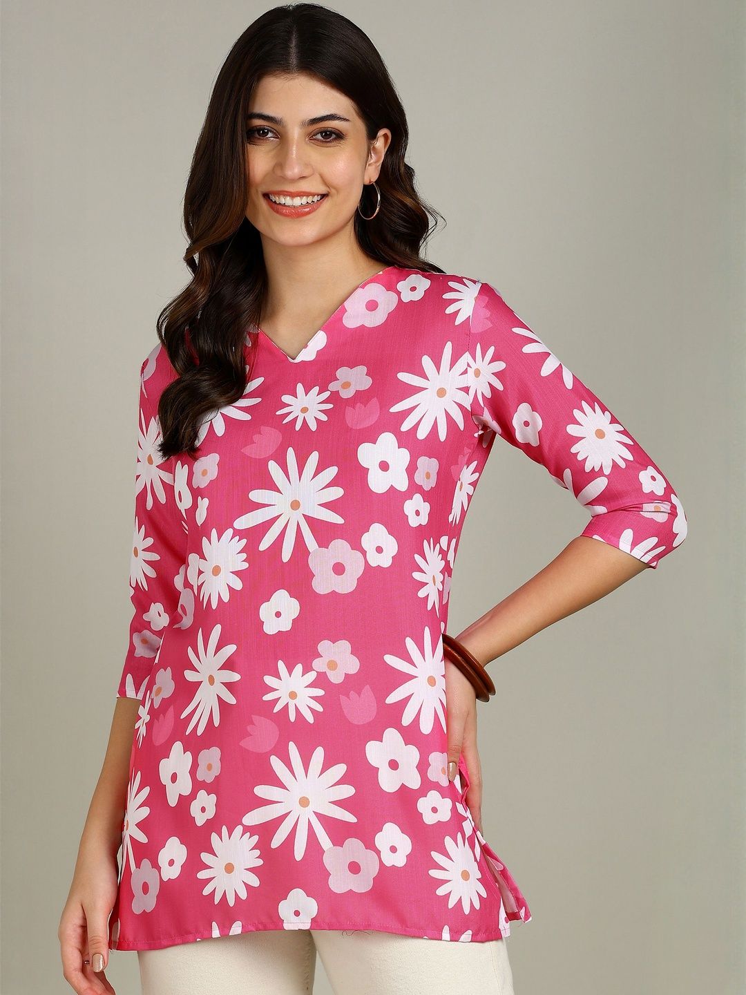 Moda Rapido Women Floral Printed V-Neck Kurti-picture-10