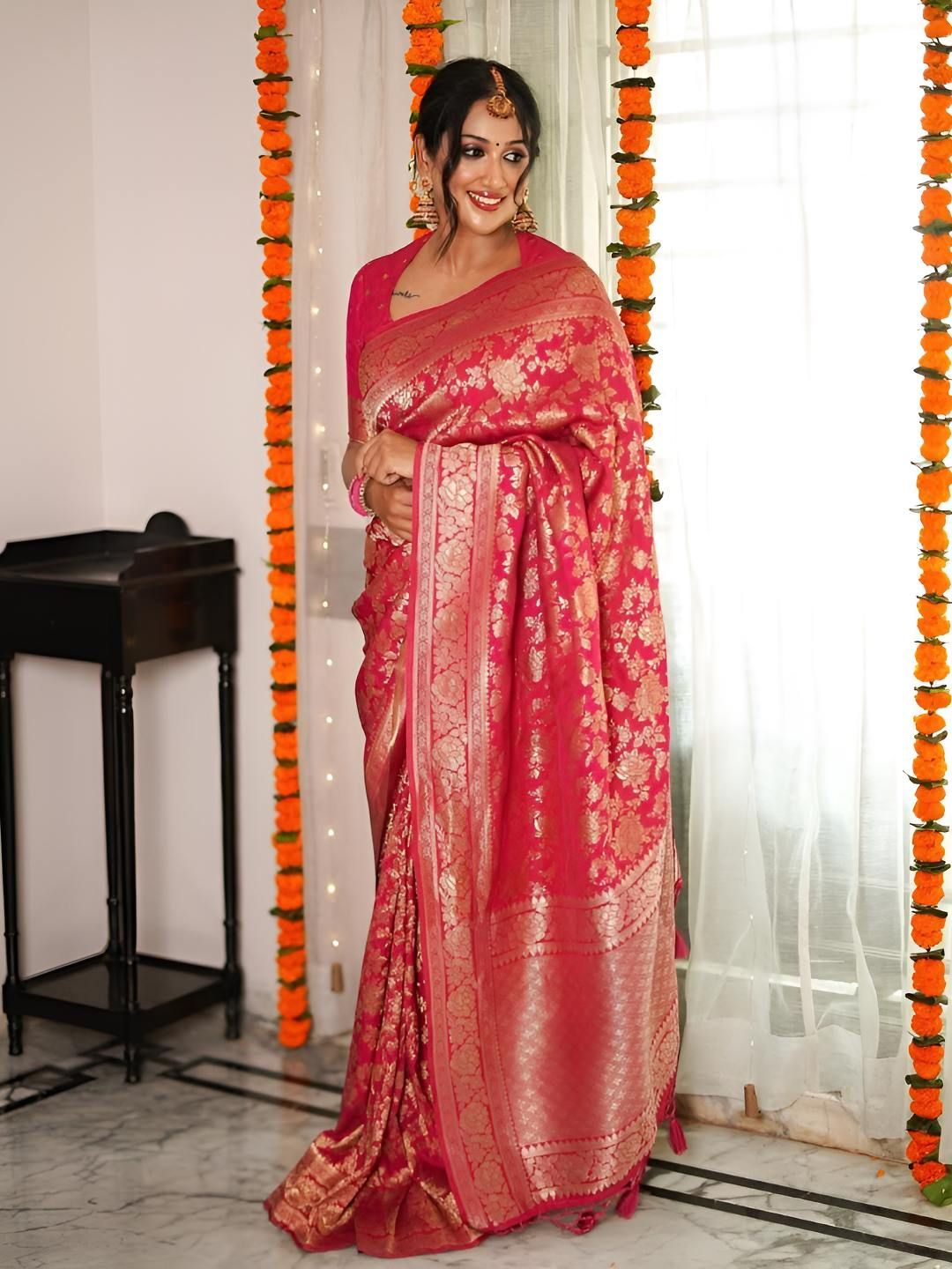 Vastravatika Woven Design Kanjeevaram Sarees With Unstiched Blouse Piece-picture-35