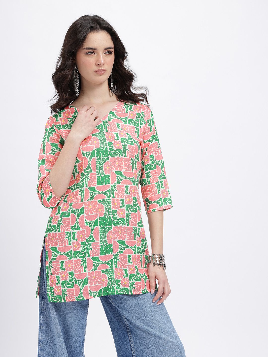 Anouk Rustic Abstract Printed V-Neck Straight Pure Cotton Kurta-picture-11