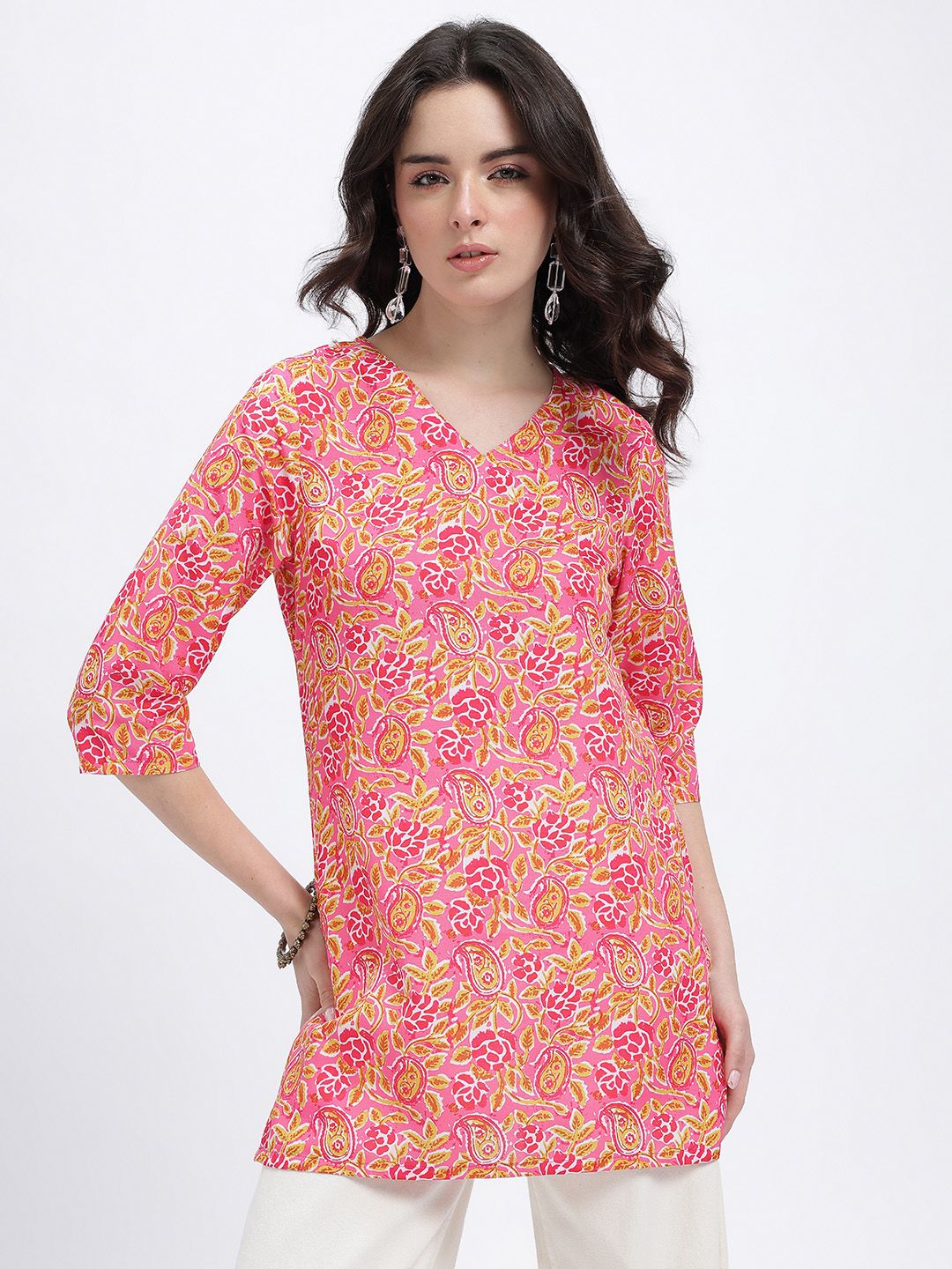 Anouk Rustic Paisley Printed V-Neck Straight Kurti-picture-20