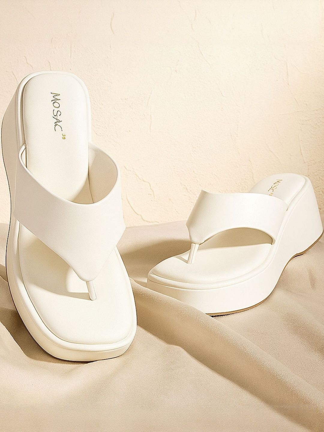 MOSAC Women White Solid Synthetic Leather Platform Heels-picture-30