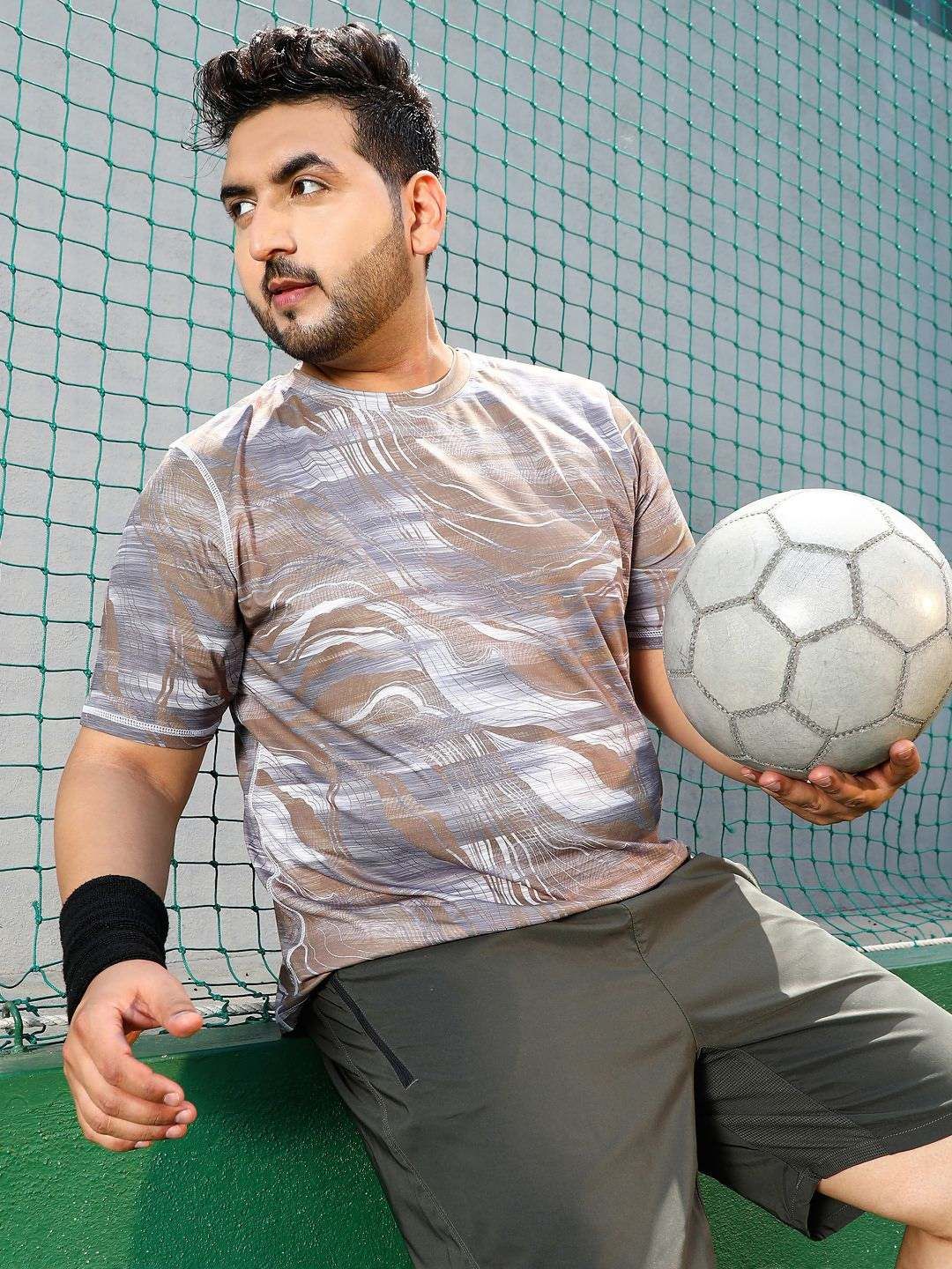 Instafab Plus Men Abstract Printed Round Neck Activewear T-shirt-image-33