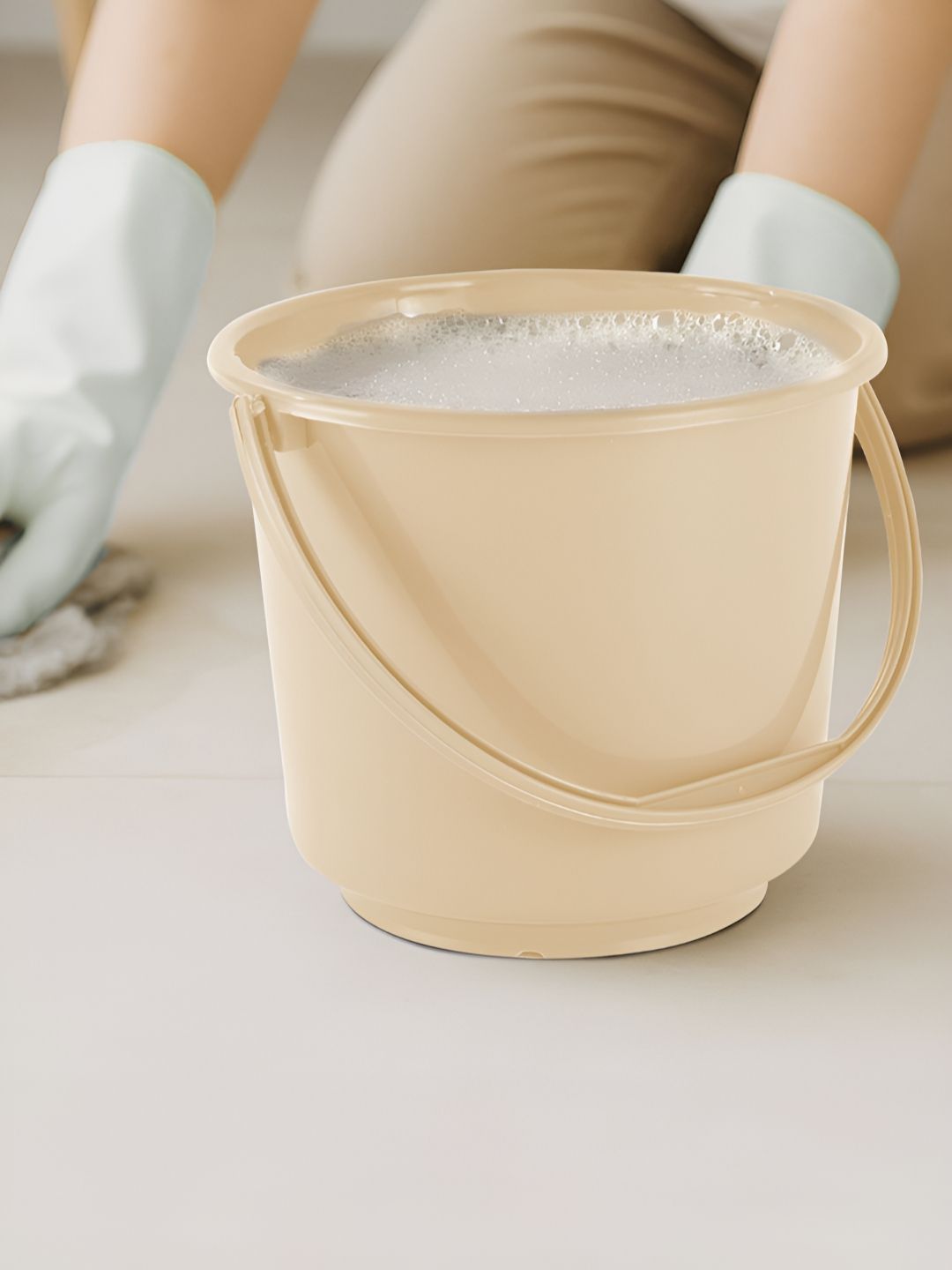 Aura Beige Solid Plastic Bath Accessories Set-image-49