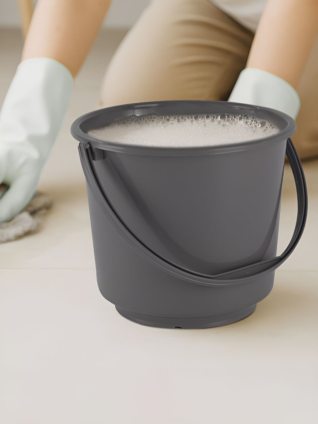 Aura Grey Solid Plastic Bath Accessories Set-image-12