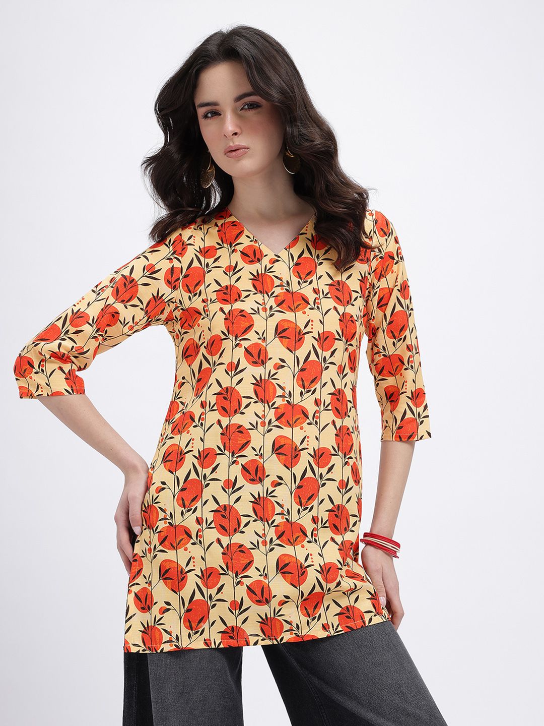 Anouk Rustic Floral Printed V-Neck Straight Pure Cotton Kurta-picture-47