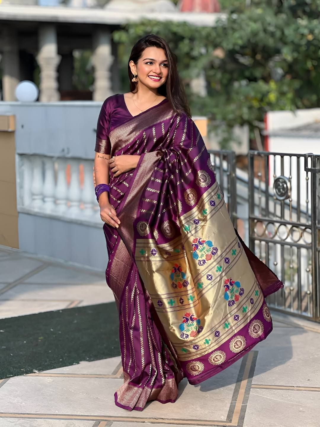 Vastravatika Zari Kanjeevaram Saree With Unstiched Blouse Piece-picture-38