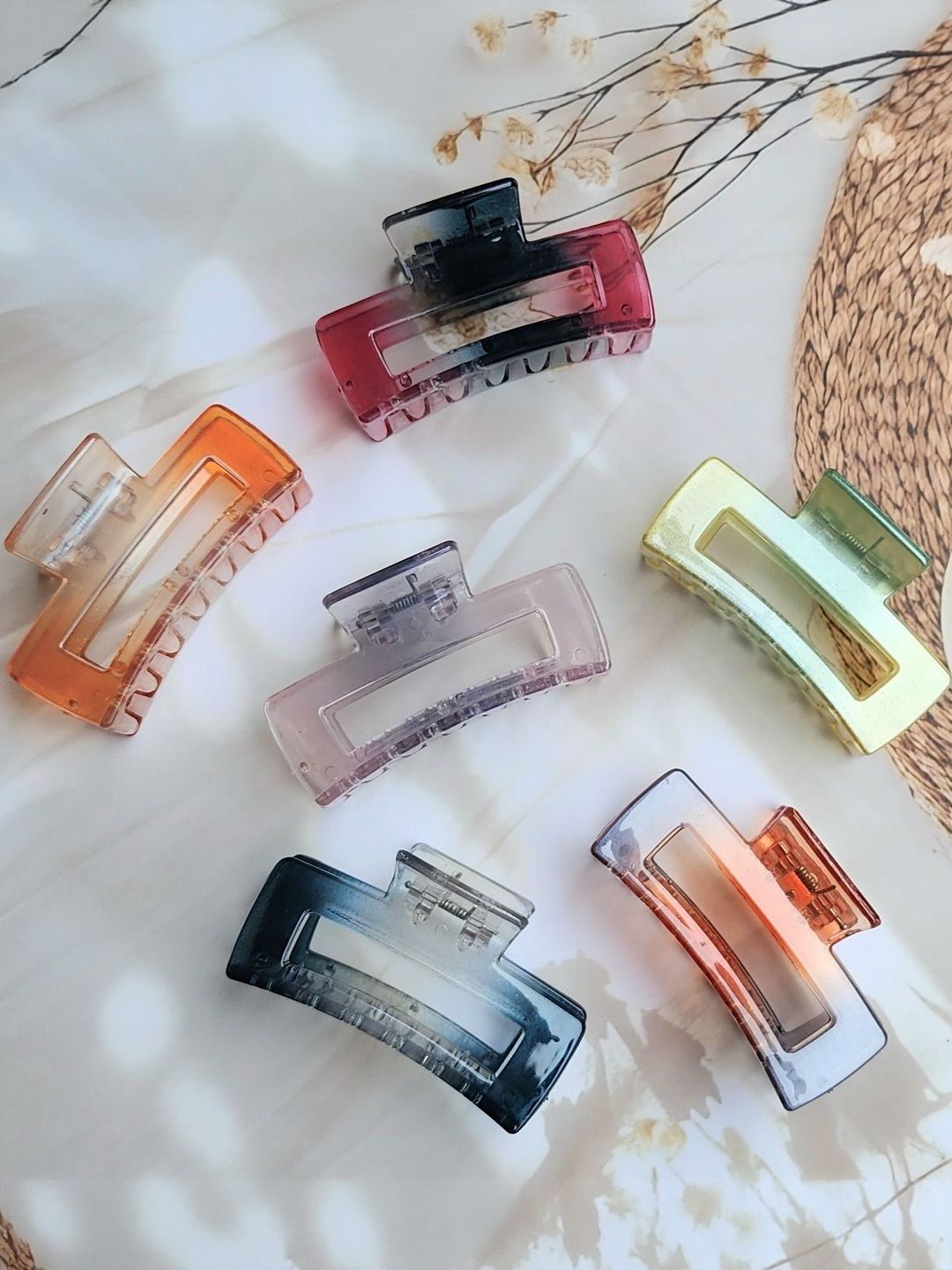 DIVASTRI Set Of 6 Multicoloured Plastic Claw Clip-picture-29