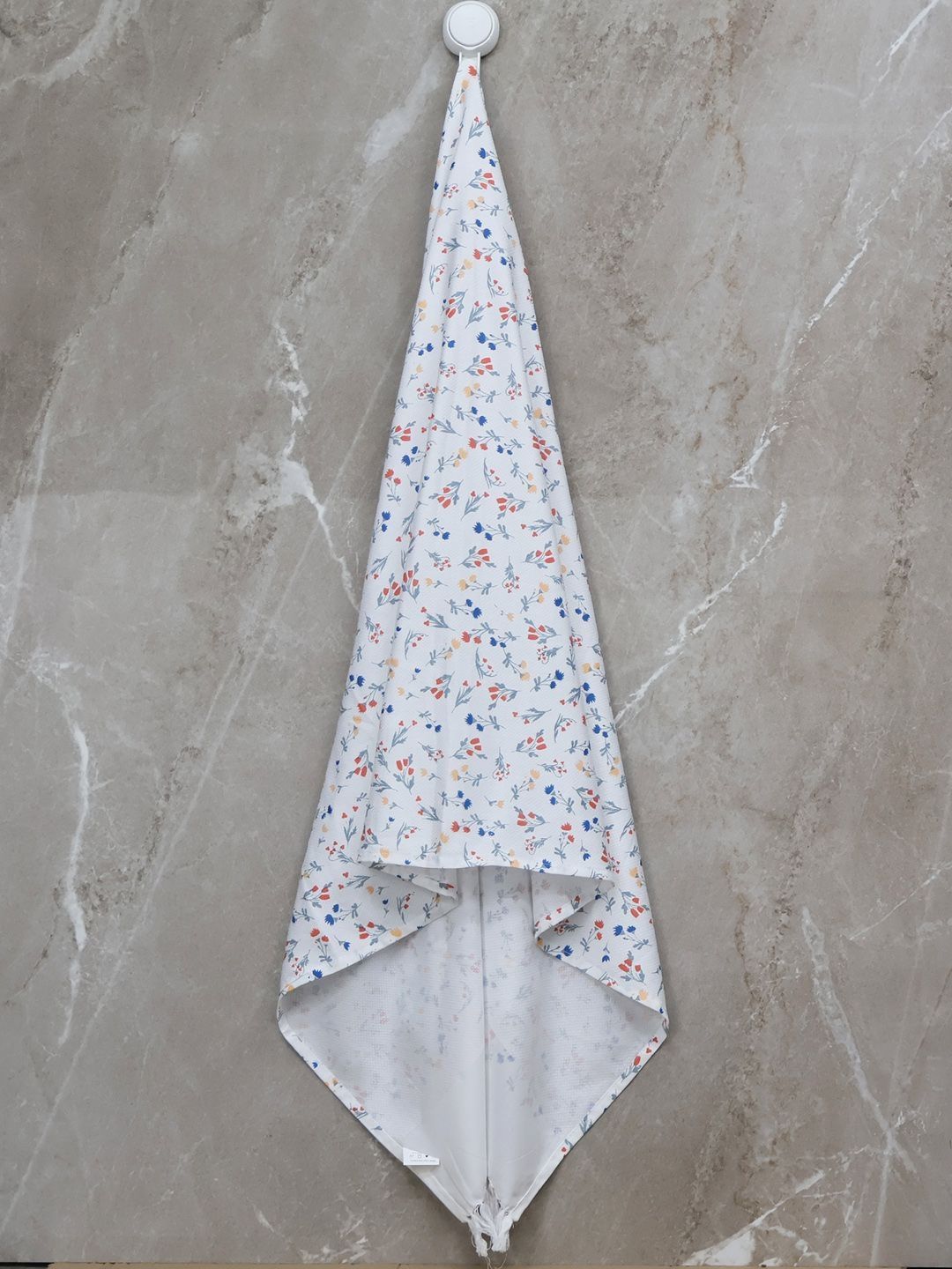 Bichauna White & Blue Printed Cotton 120 GSM Bath Towel-image-9